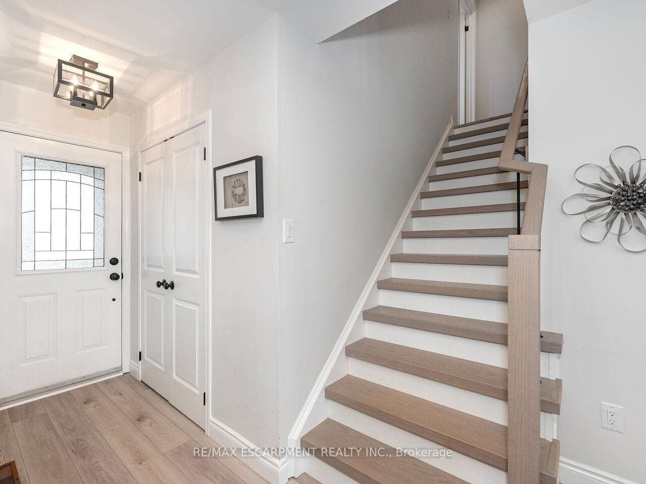 2448 Wooden Hill Circle - Townhouse photo 25 of 50 in Oakville, Ontario