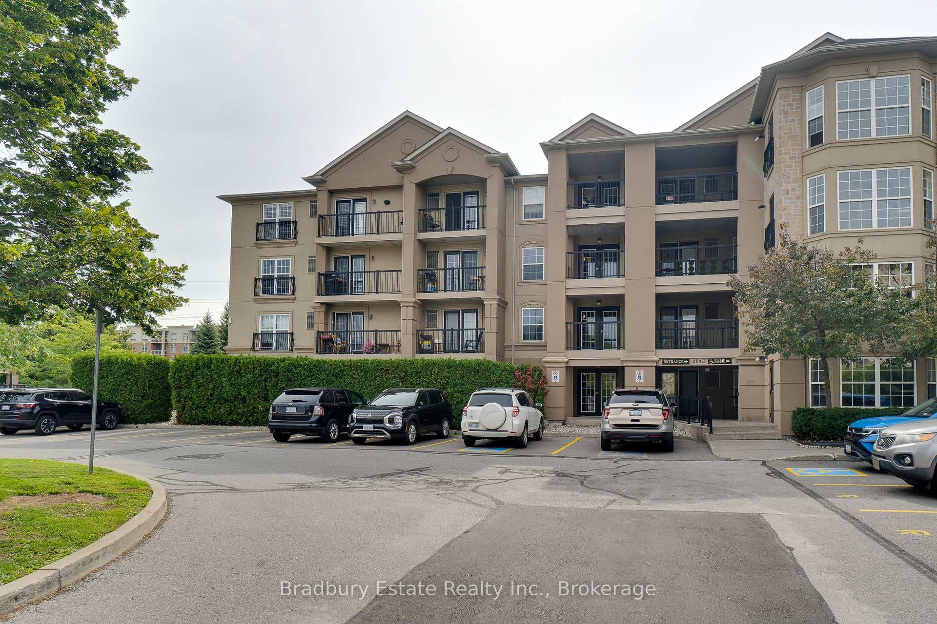 2045 Appleby Line Unit 305 - home for sale in Burlington, Ontario