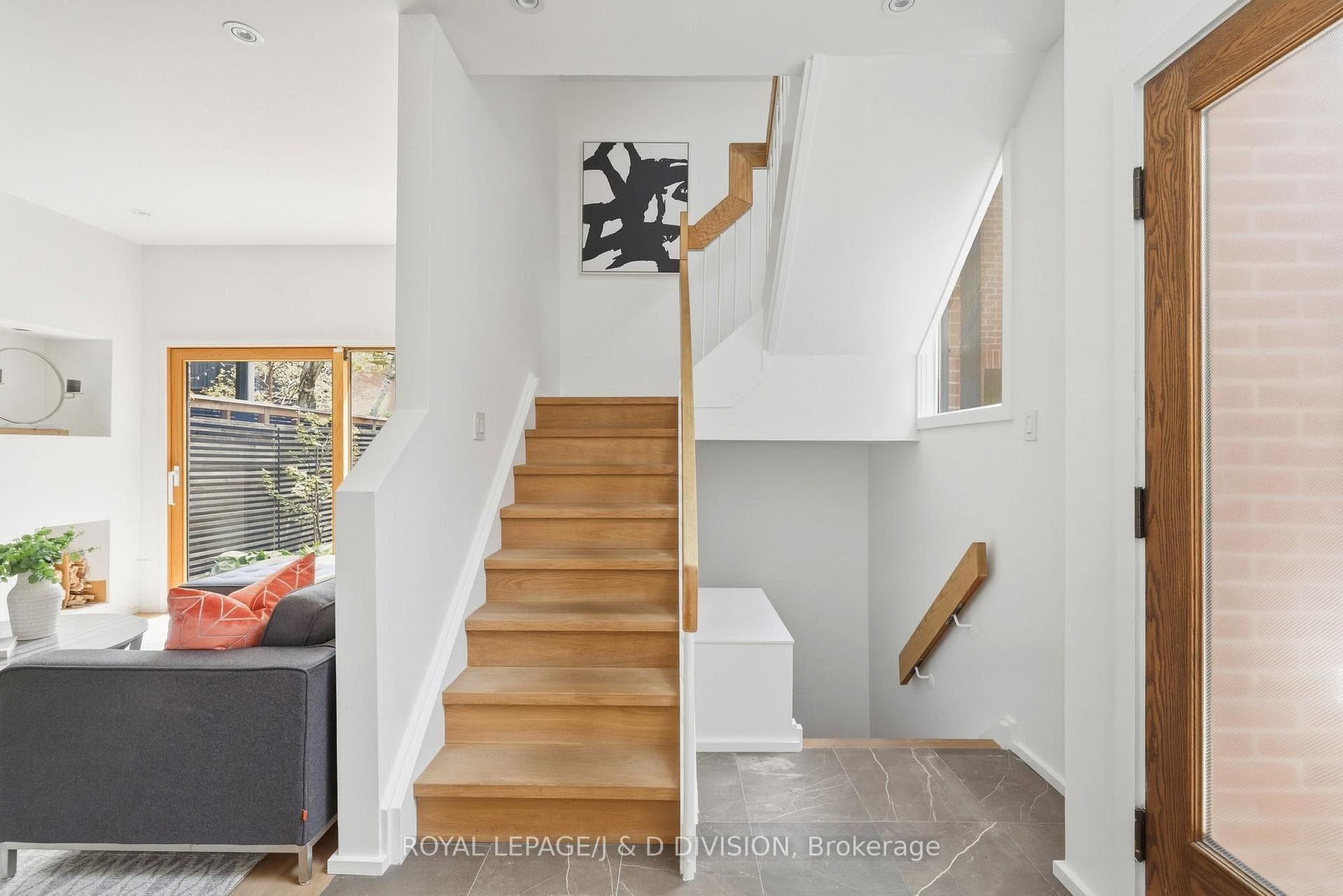 11C Tranby Avenue - Condo photo 14 of 33 in Annex / Yorkville / Summerhill, Ontario