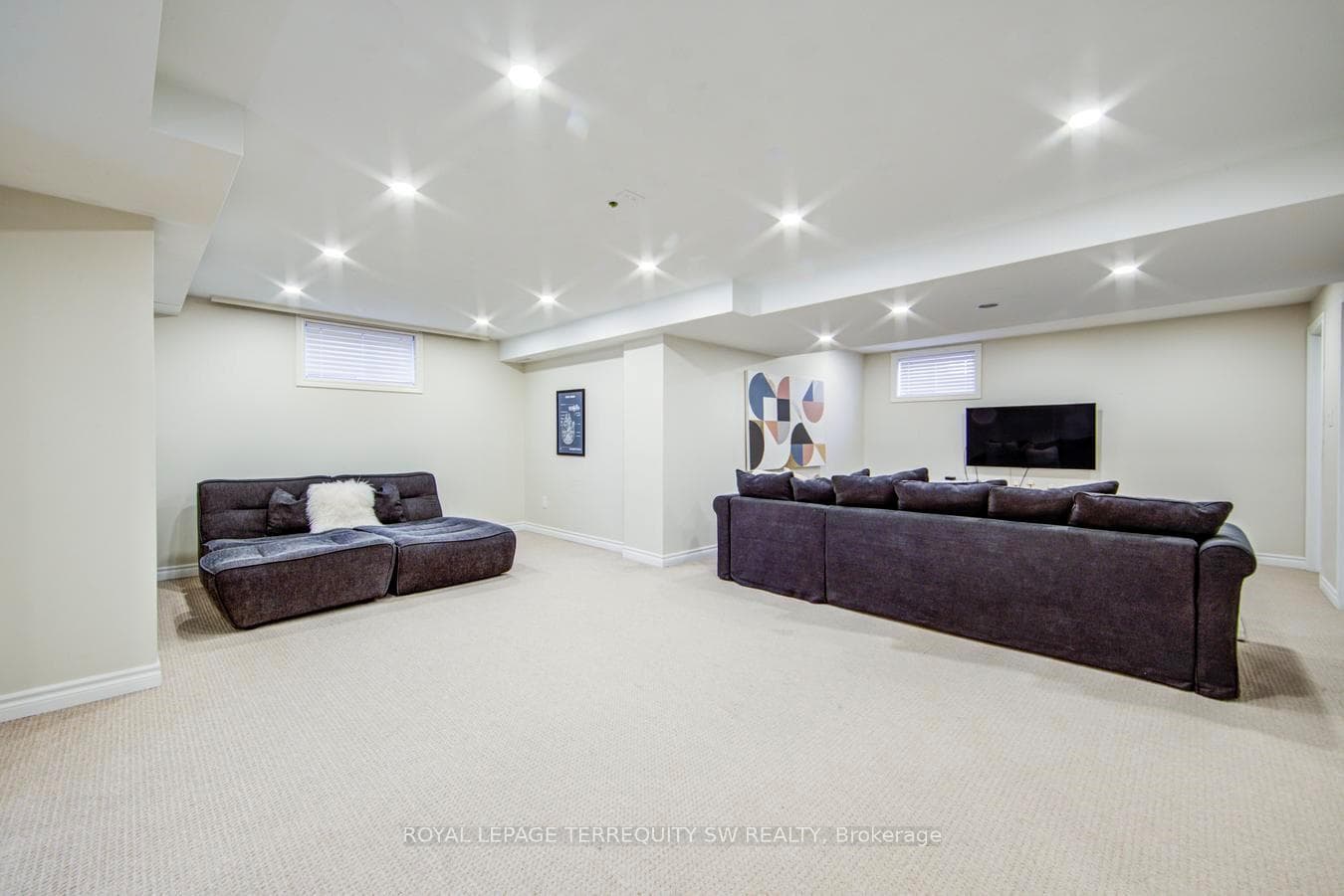 2025 Parklane Crescent - Detached photo 39 of 50 in Burlington, Ontario