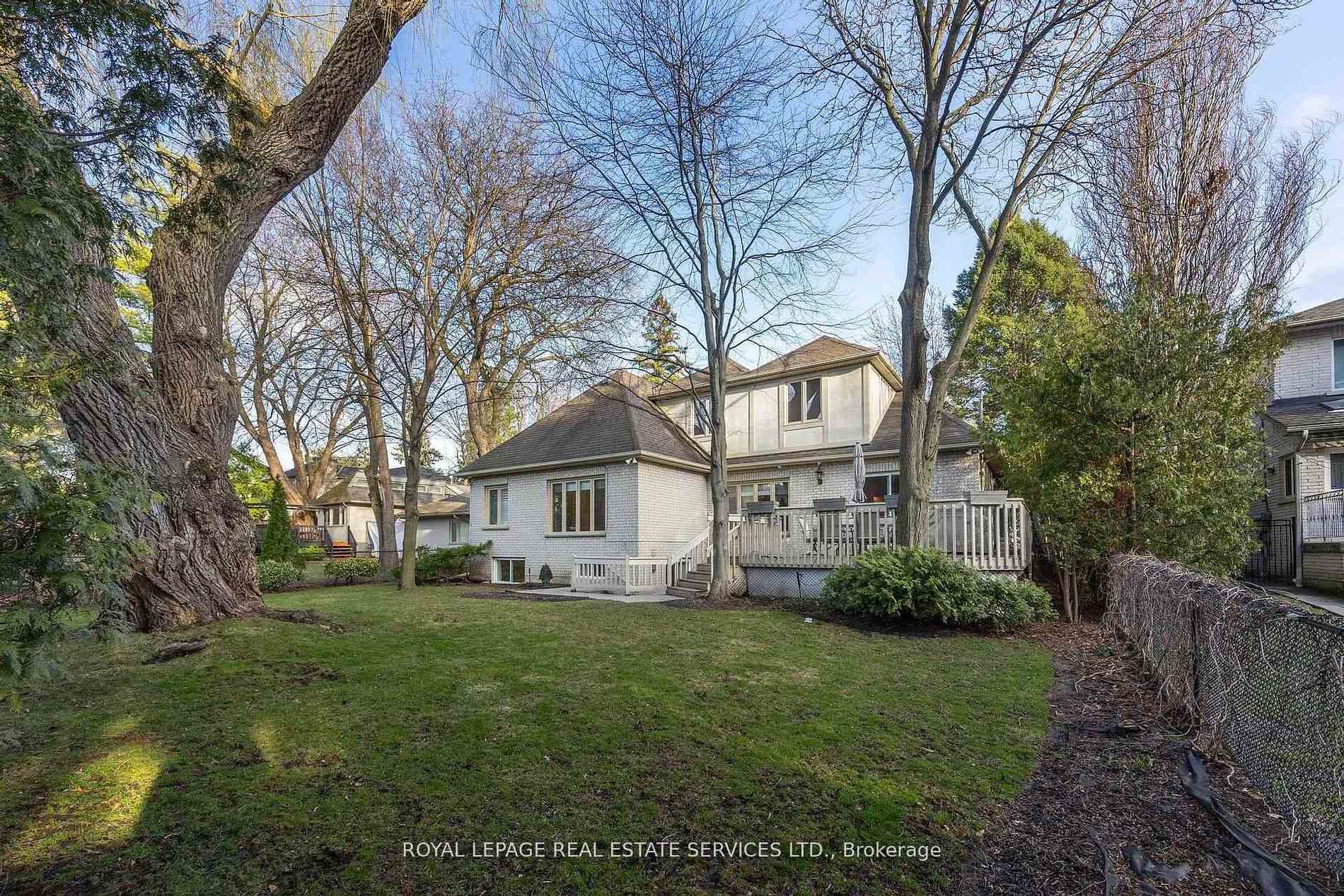 100 Rathburn Road - Detached photo 36 of 42 in Etobicoke (Islington / Rexdale), Ontario