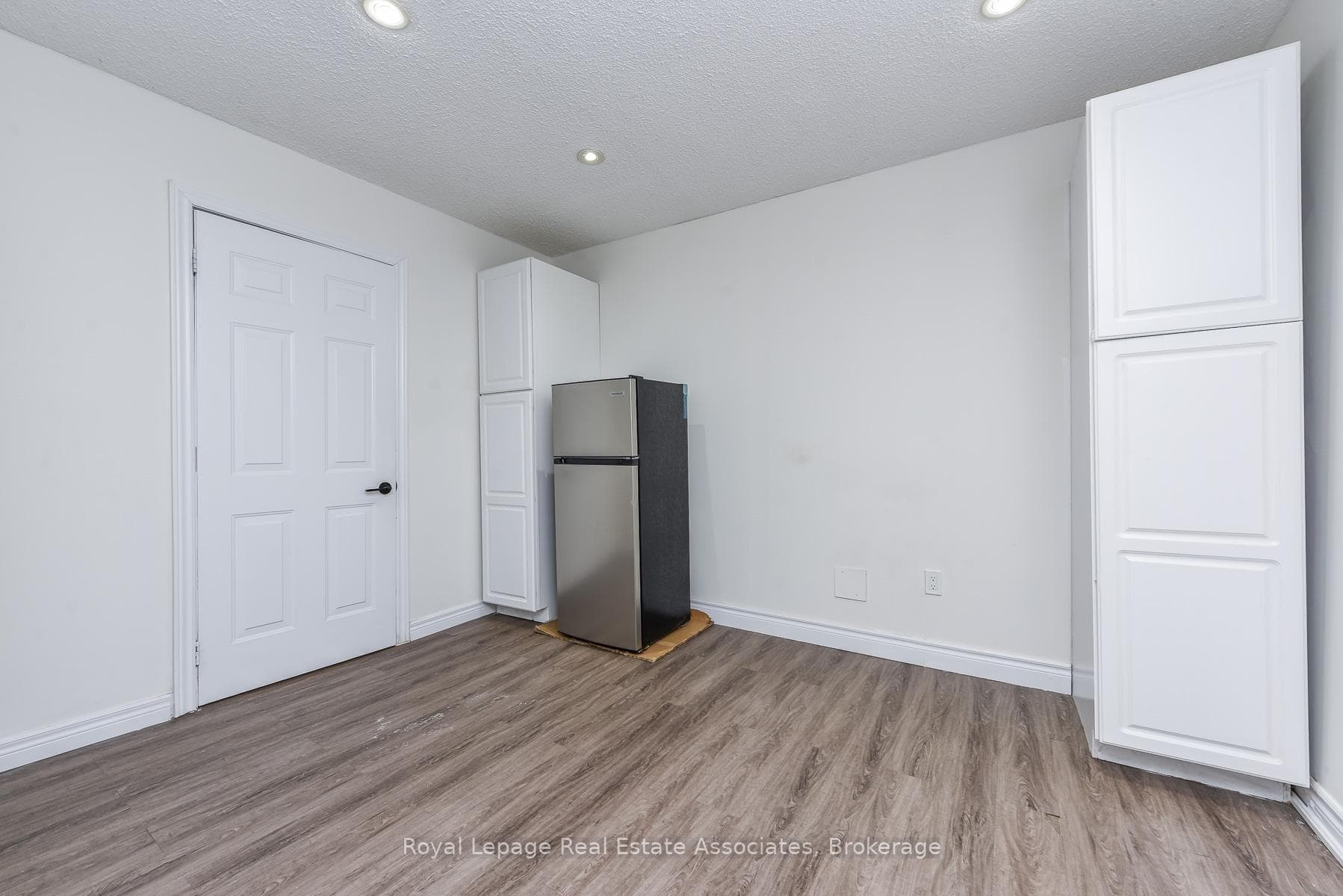 665 Kipling Avenue - Commercial photo 32 of 43 in Etobicoke (Islington / Rexdale), Ontario