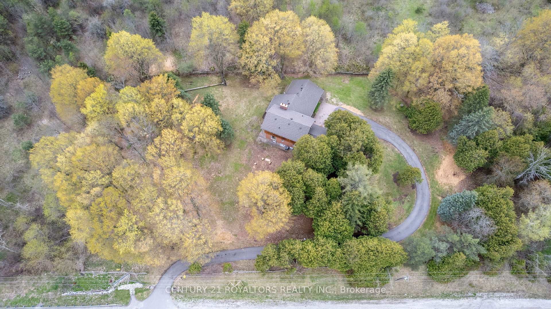 17940 Airport Road - Detached photo 1 of 42 in Caledon, Ontario