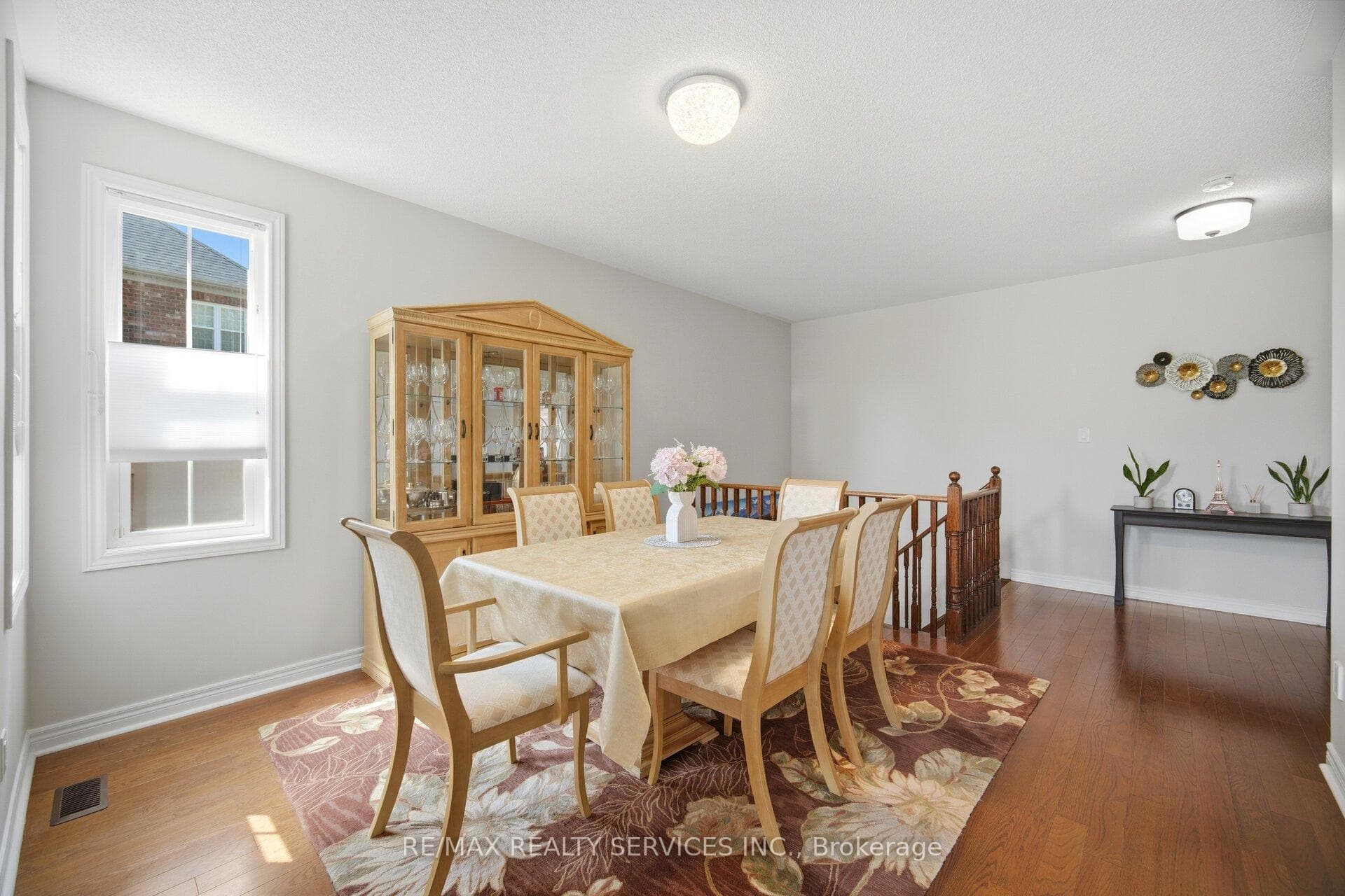 52 Atchison Drive - Detached photo 5 of 50 in Caledon, Ontario