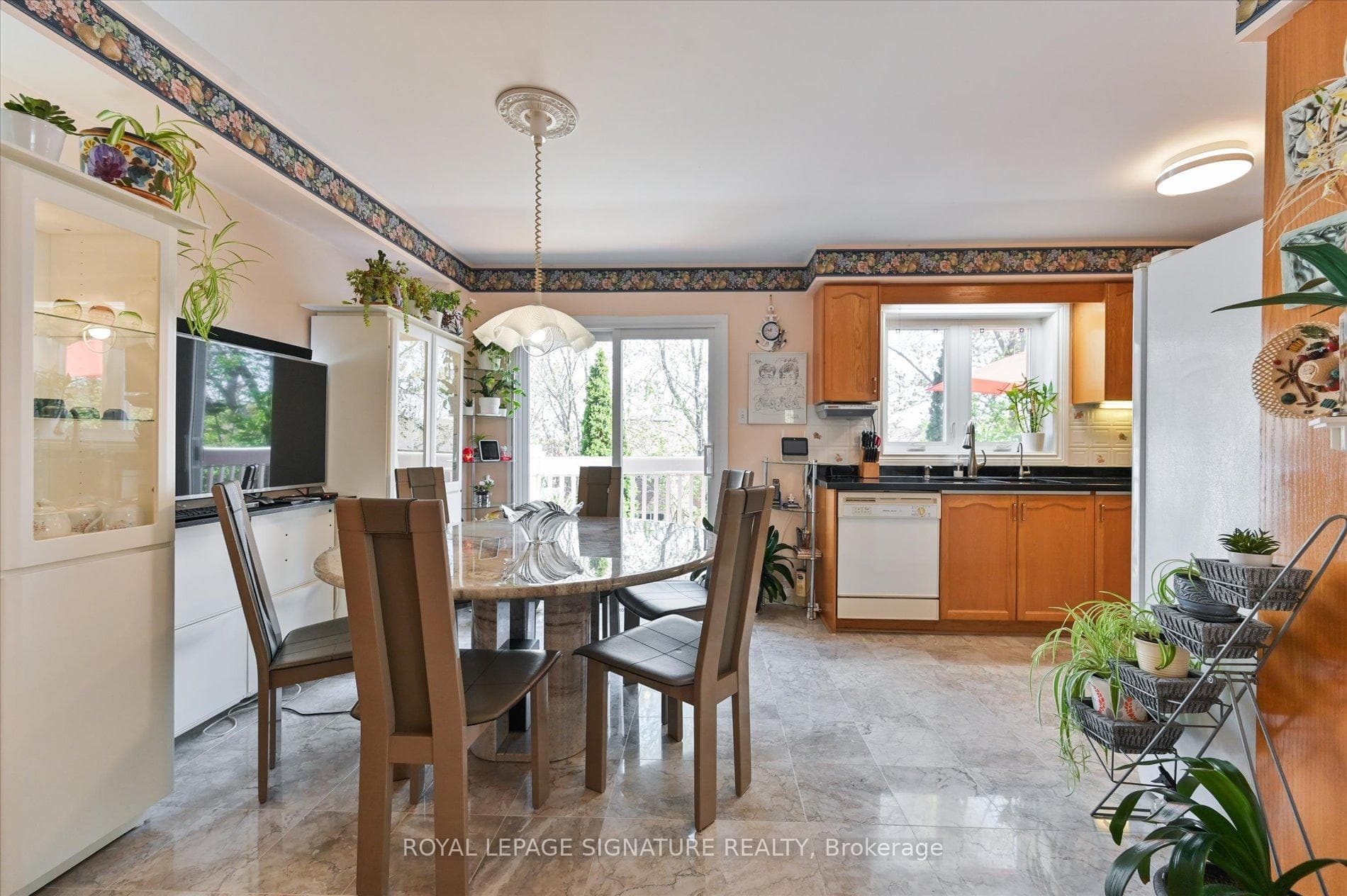 5481 Palmerston Crescent - Semi-Detached photo 14 of 44 in Mississauga, Ontario