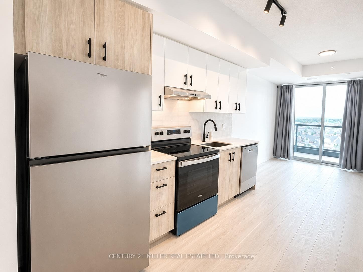 4878 Power Common Unit D811 - Condo photo 8 of 24 in Burlington, Ontario