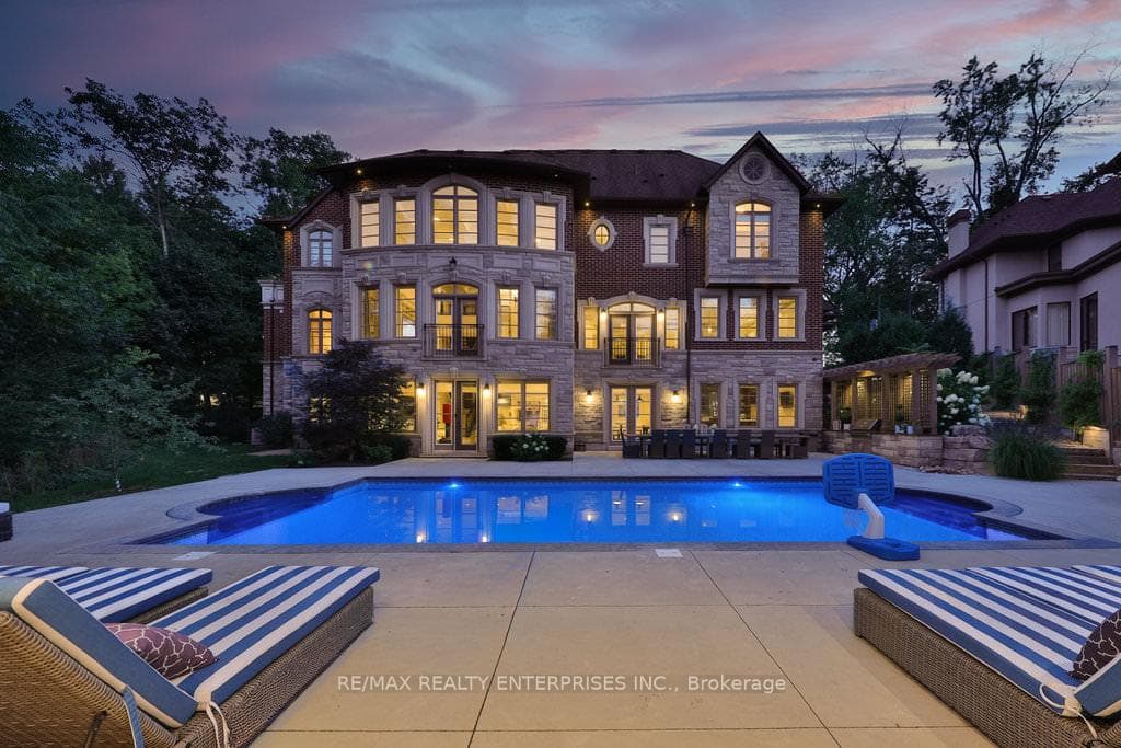 1459 Stavebank Road - Detached photo 1 of 48 in Mississauga, Ontario