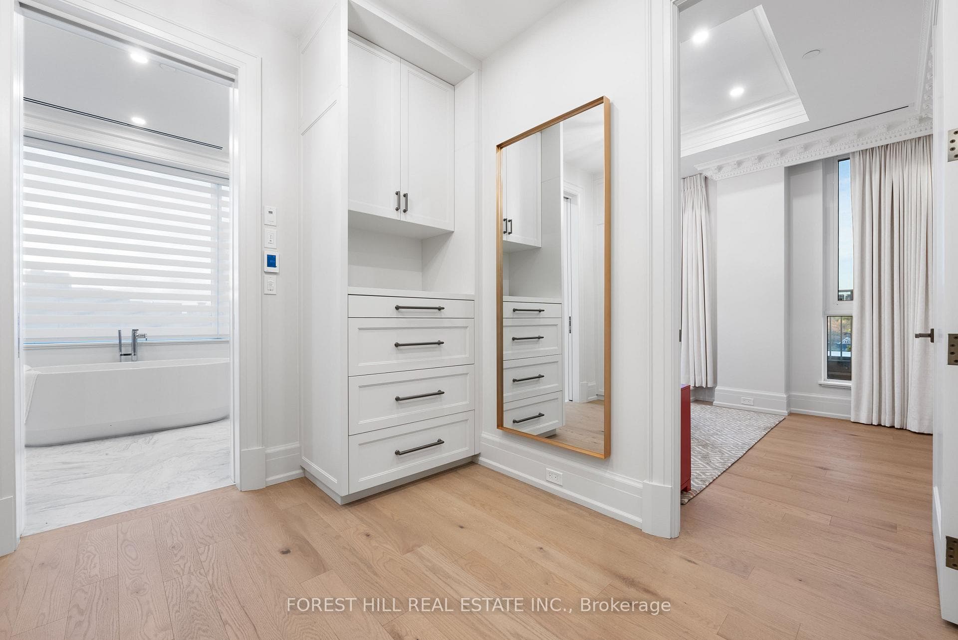 128 Hazelton Avenue Unit 602 - Condo photo 27 of 43 in Annex / Yorkville / Summerhill, Ontario