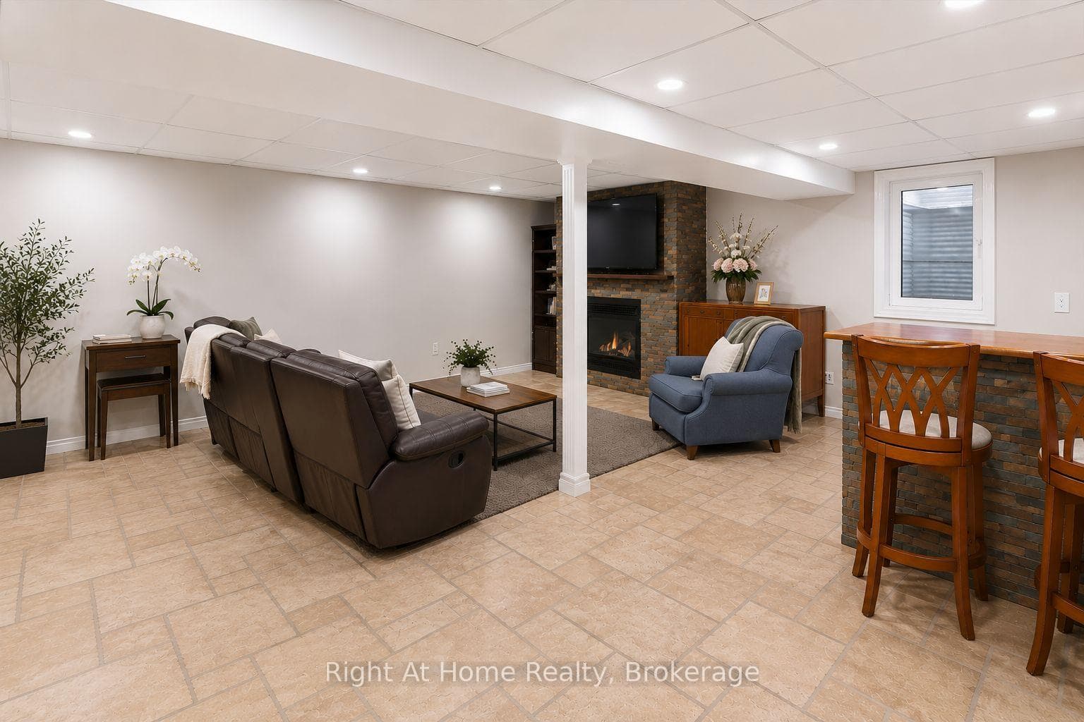 437 Shoreacres Road - Detached photo 33 of 50 in Burlington, Ontario