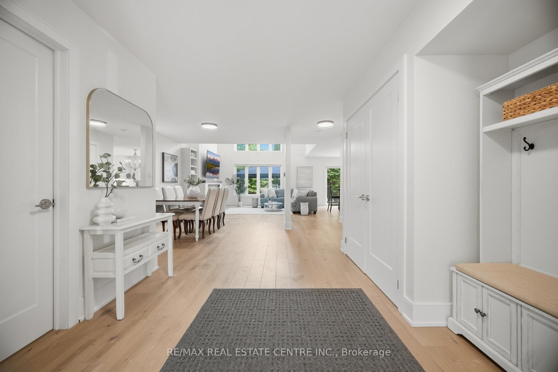 5388 Kindos Street - Detached photo 6 of 50 in Burlington, Ontario