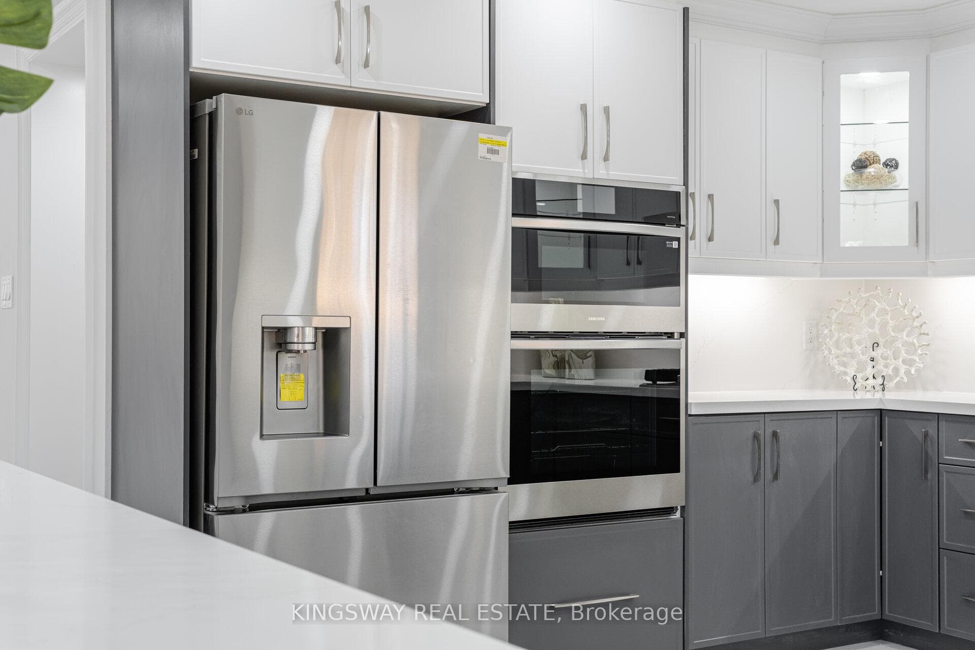 1008 Ceremonial Drive - Detached photo 21 of 48 in Mississauga, Ontario