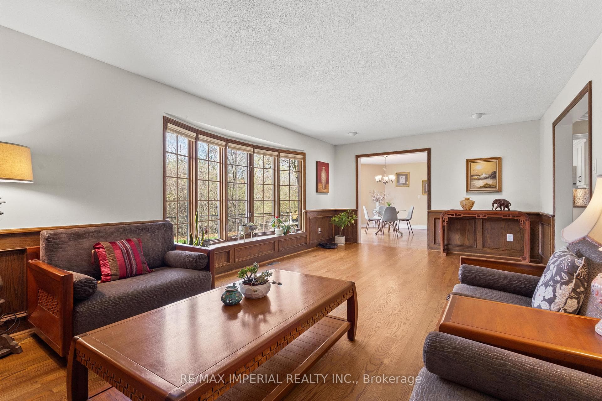 2044 Schoolmaster Circle - Detached photo 7 of 45 in Oakville, Ontario