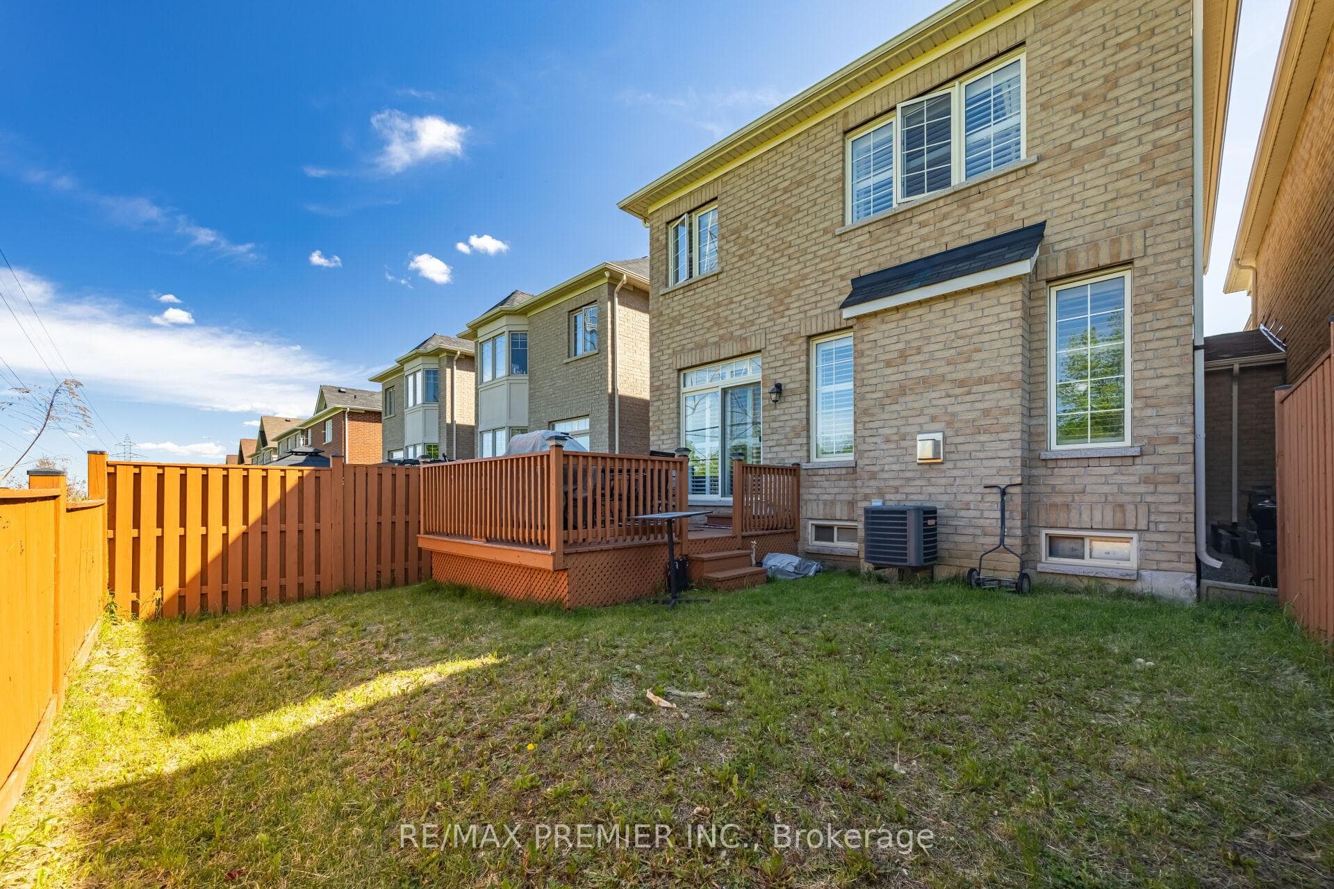 85 Kimborough Hollow - Semi-Detached photo 46 of 50 in Brampton, Ontario