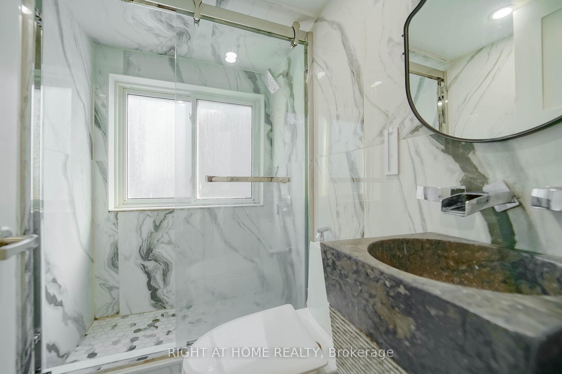 174 Aylesworth Avenue - Detached photo 20 of 50 in Birch Cliff / Cliffside, Ontario