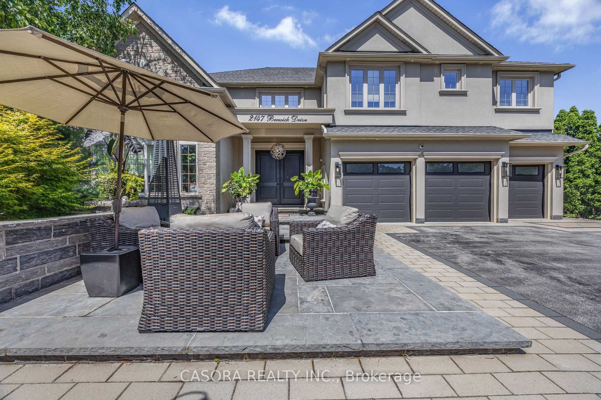 2147 Berwick Drive - Detached photo 5 of 49 in Burlington, Ontario