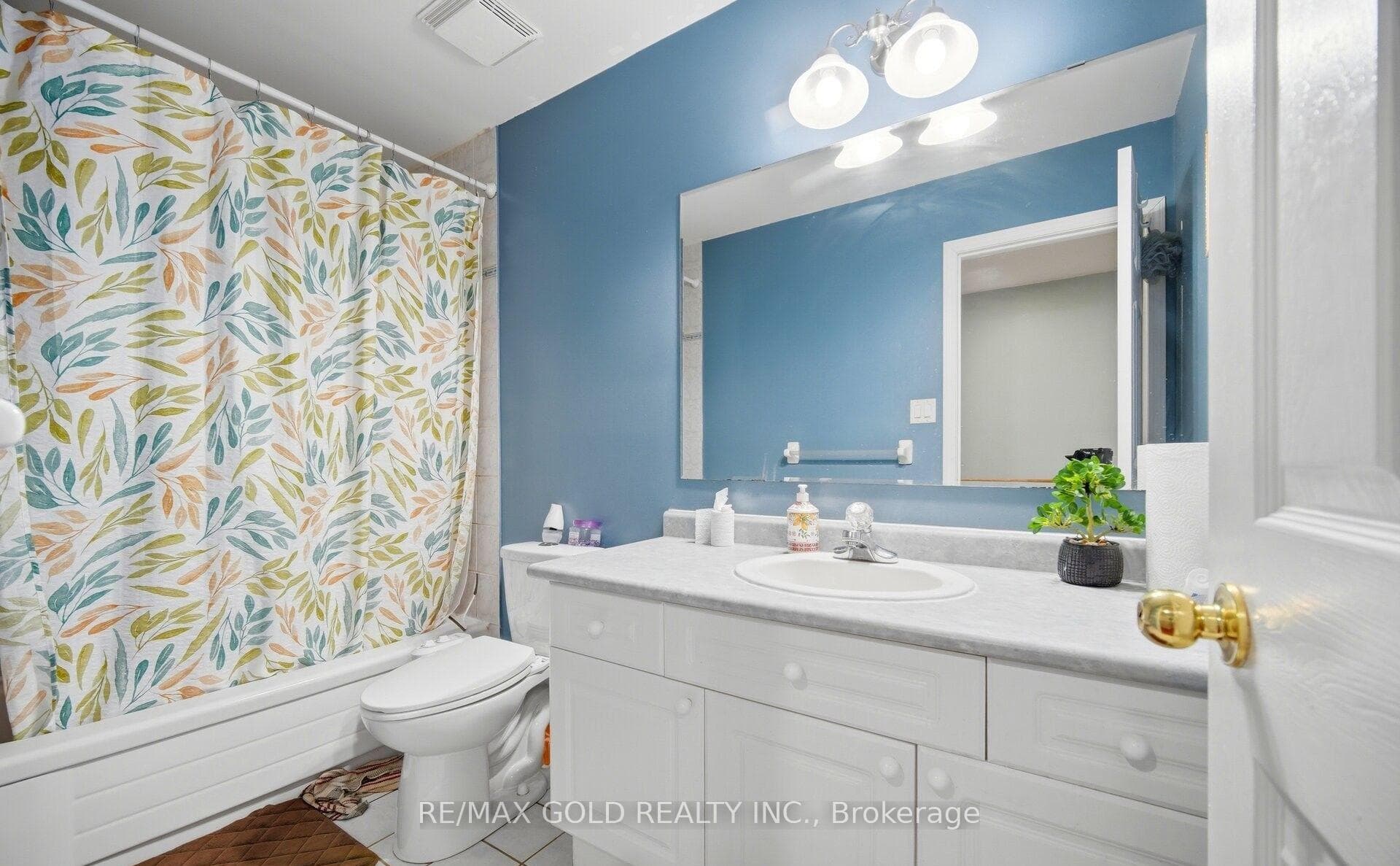28 Latania Boulevard - Detached photo 22 of 33 in Brampton, Ontario