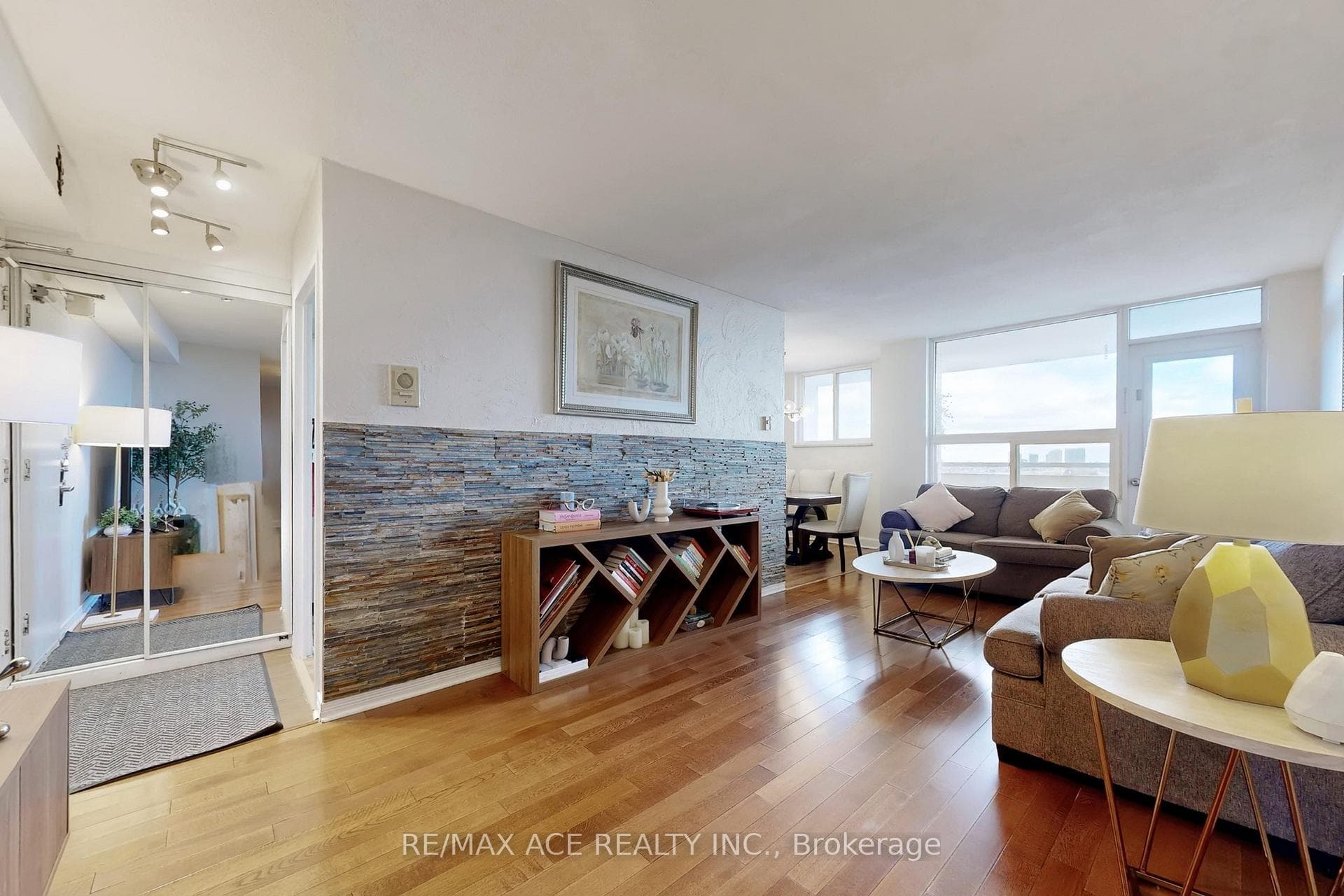 1350 York Mills Road Unit 1906 - Condo photo 10 of 48 in Don Mills / Parkwoods / Victoria Village, Ontario