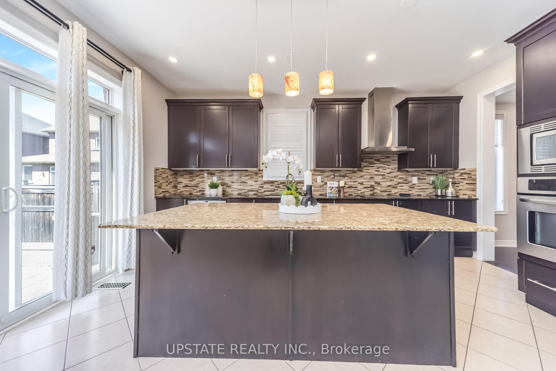 150 Lloyd Sanderson Drive - Detached photo 13 of 48 in Brampton, Ontario