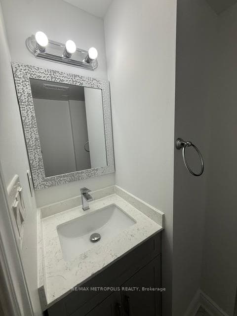 4 Nelly Court Unit #BSMT - Detached photo 5 of 16 in Brampton, Ontario