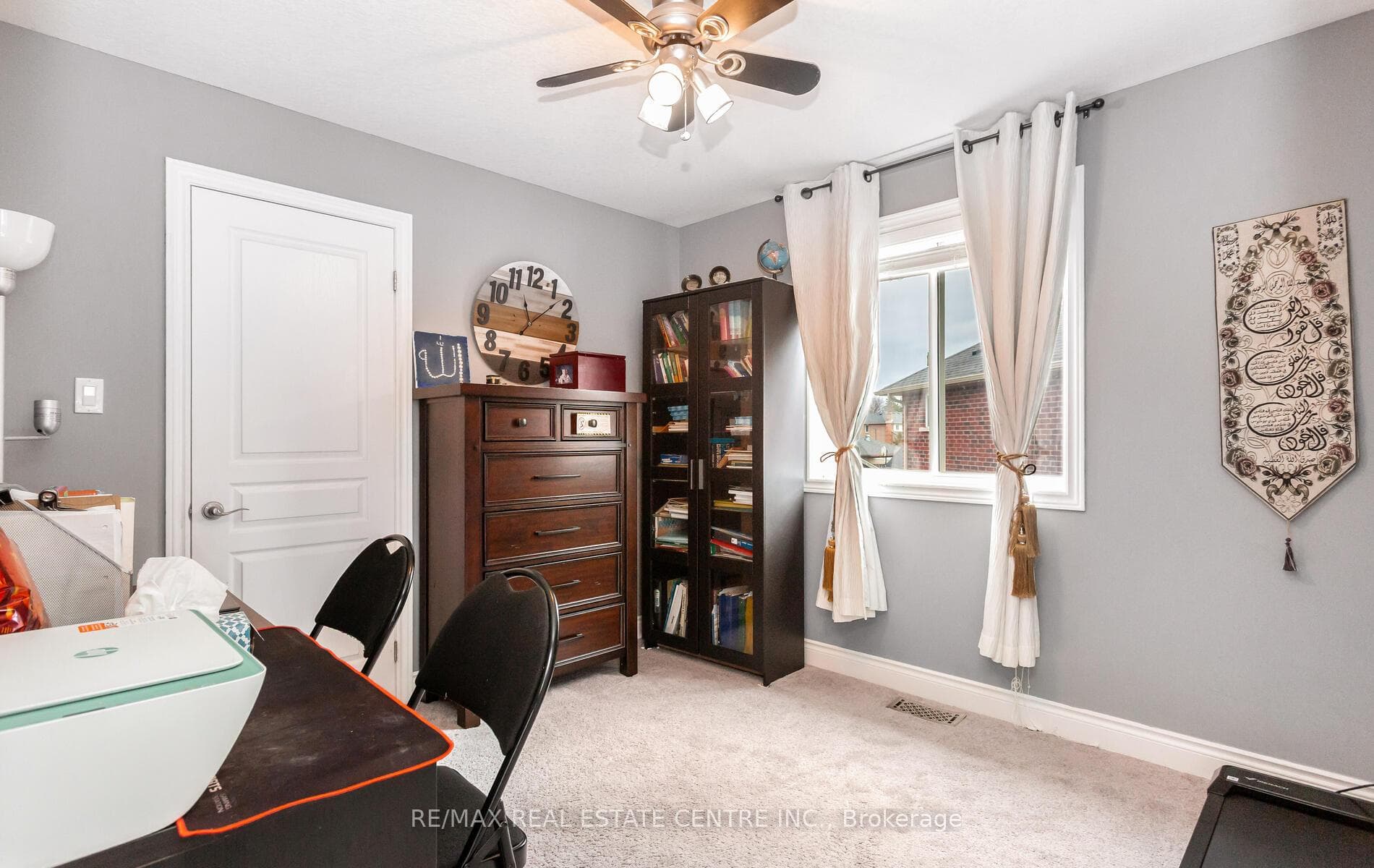 31 Rianna Court - Single Family Home photo 26 of 50 in Hamilton, Ontario