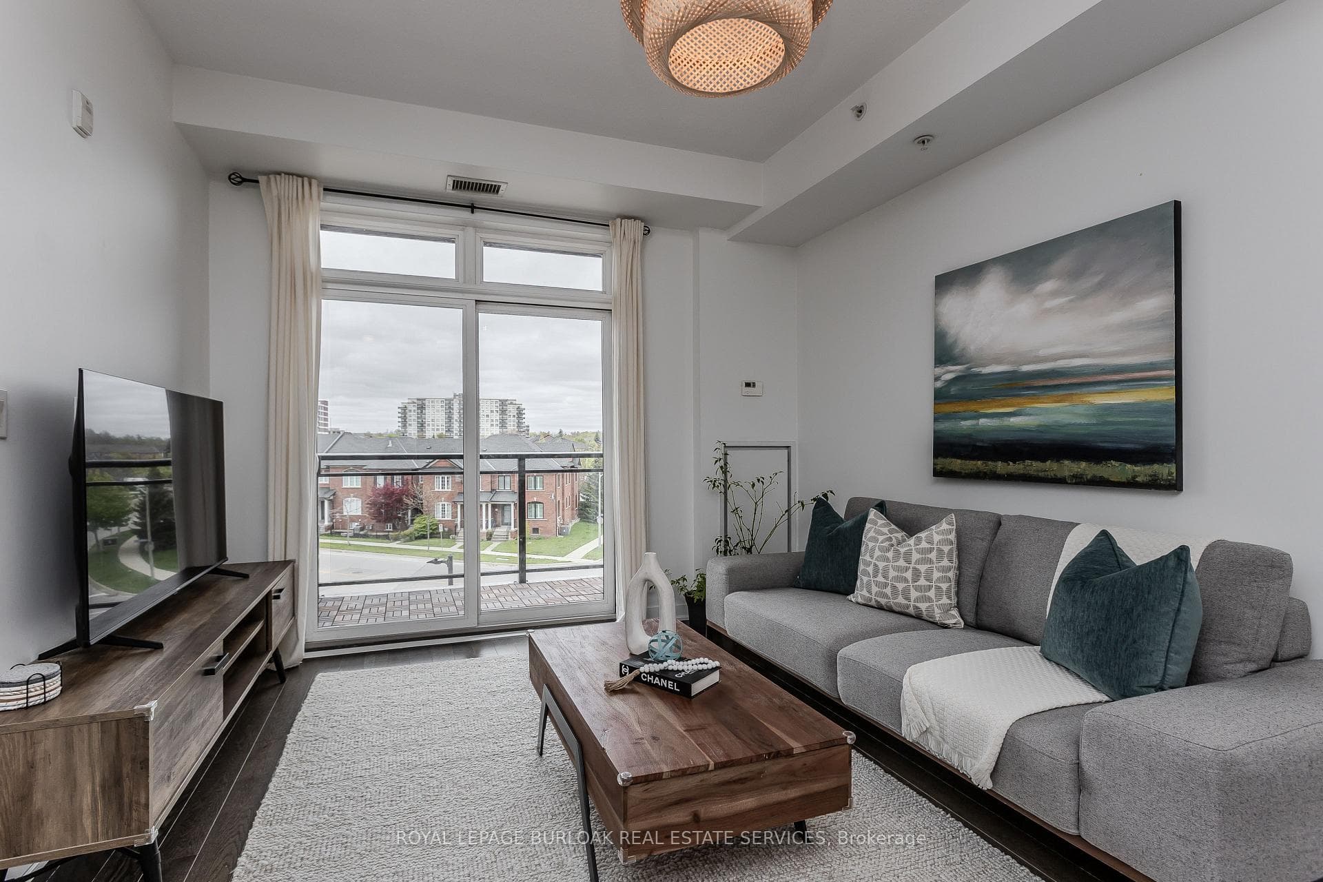 5010 Corporate Drive Unit 307 - Condo photo 4 of 30 in Burlington, Ontario