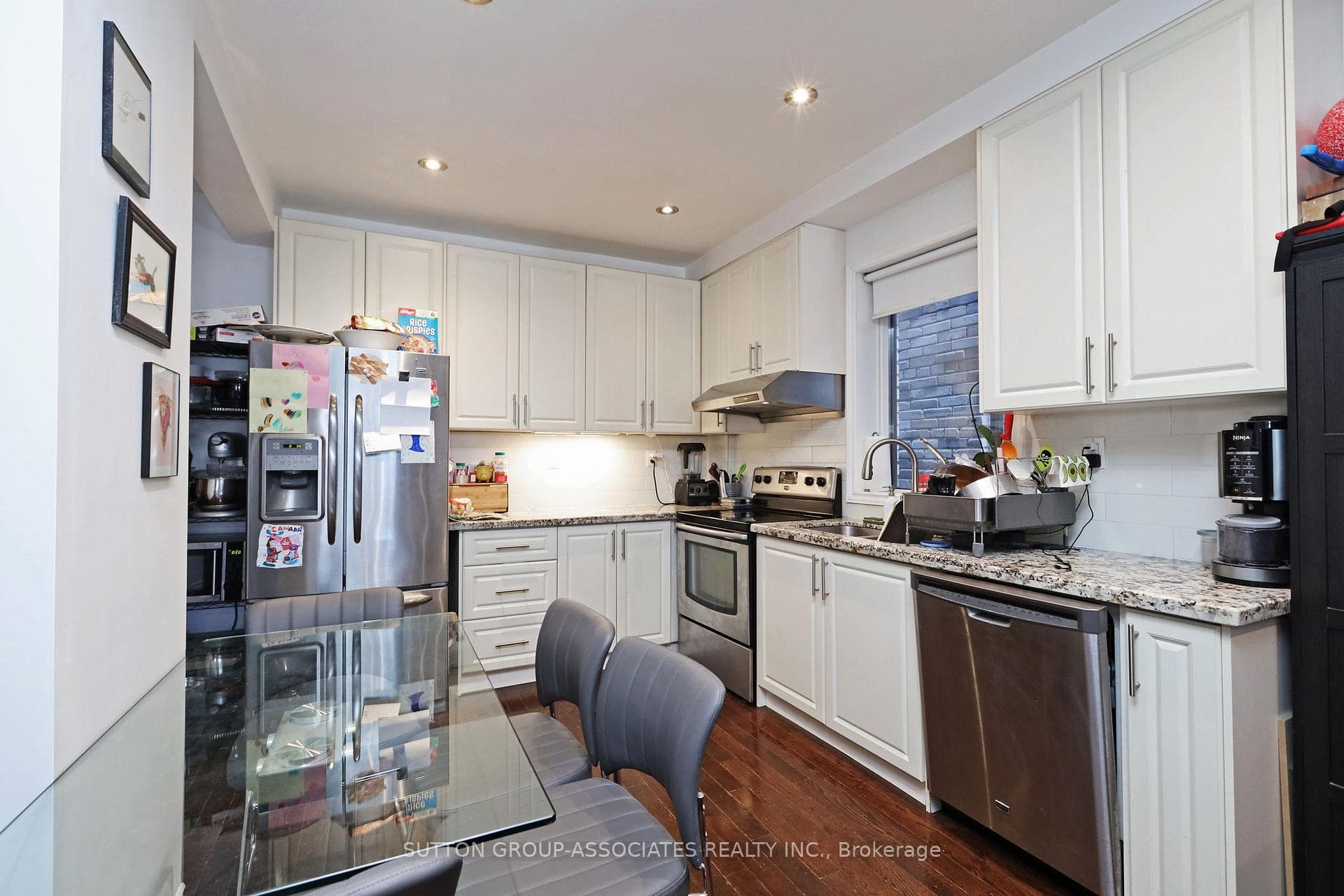 20 Ashdale Avenue - Semi-Detached photo 6 of 47 in Riverdale / Leslieville, Ontario