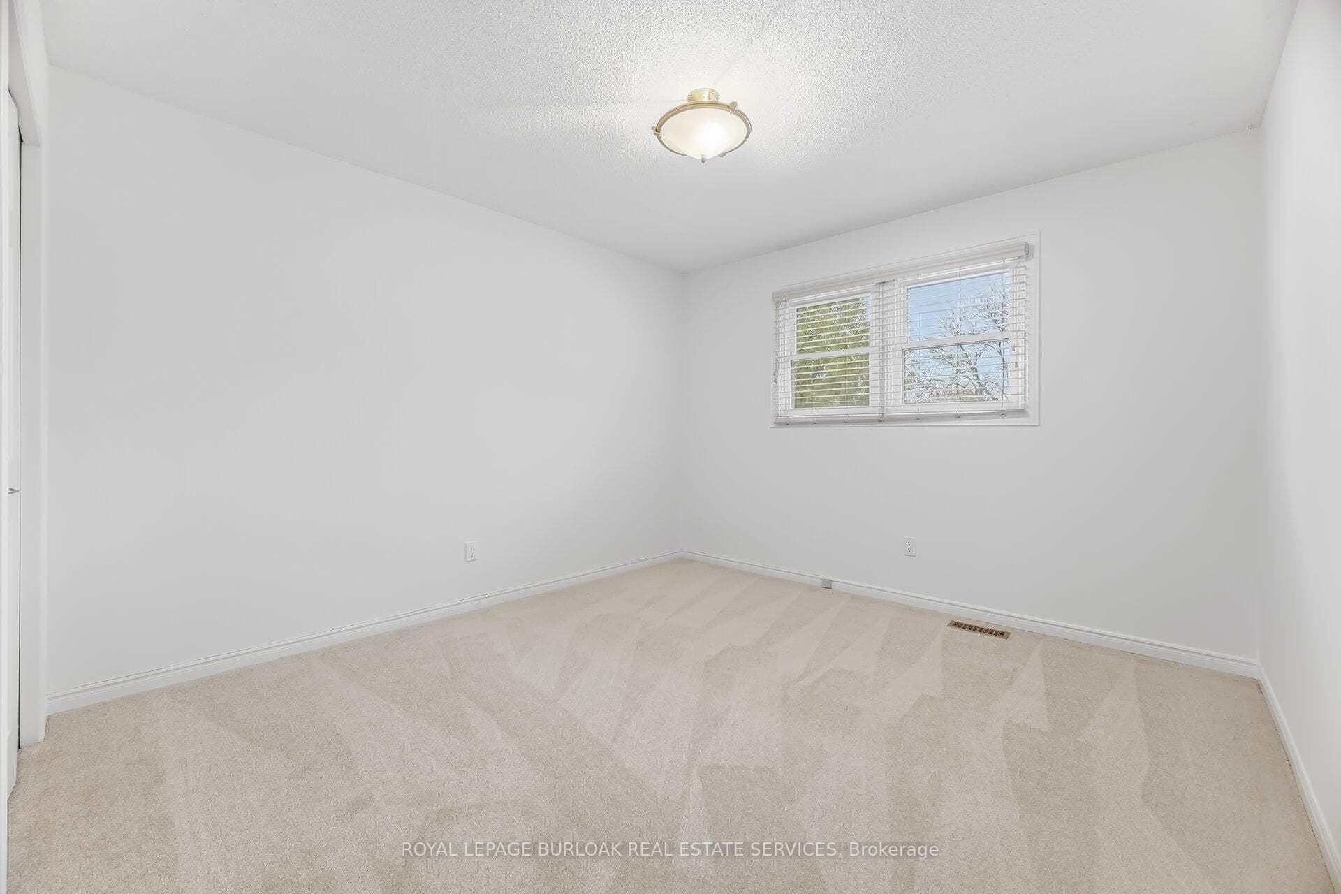 1004 Roxborough Drive - Detached photo 30 of 50 in Oakville, Ontario