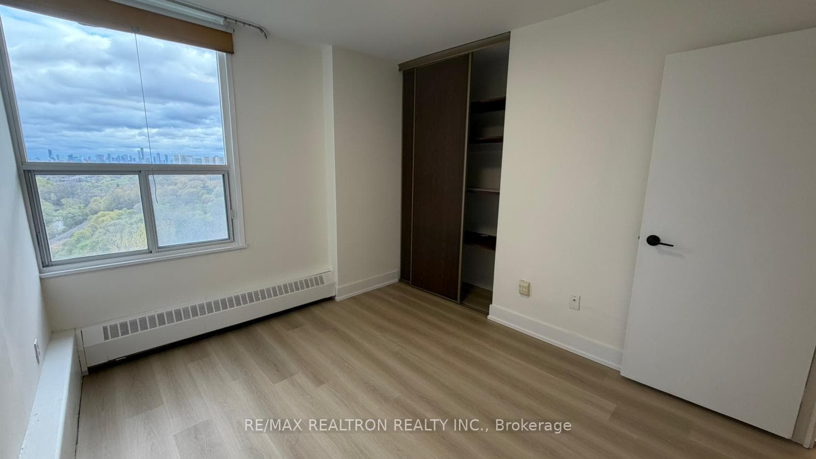 15 Vicora Linkway N/A Unit 903 - Condo photo 20 of 30 in Flemingdon Park / Don Mills, Ontario