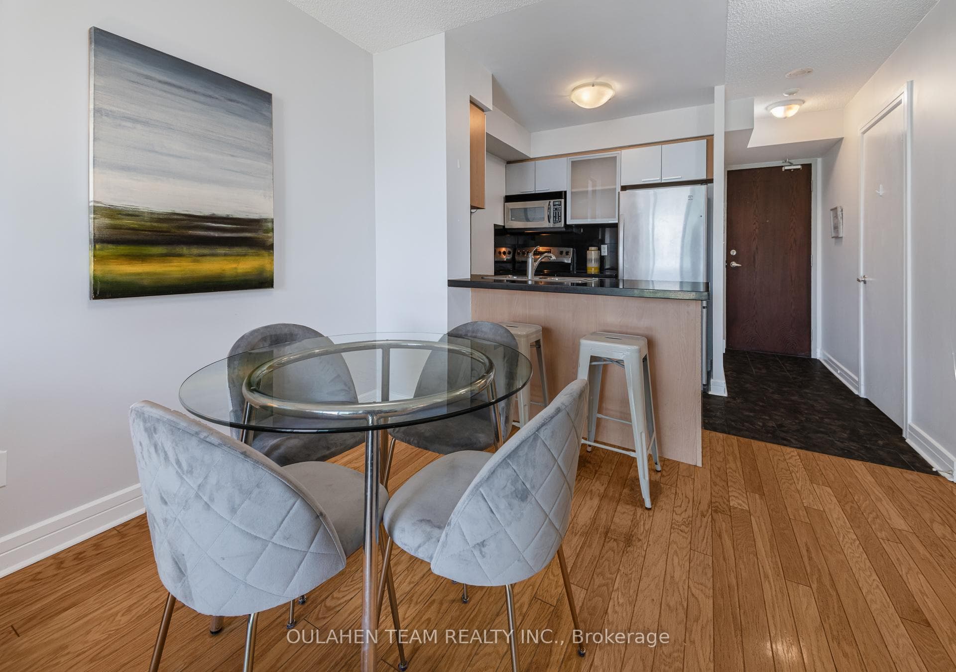 16 Harrison Garden Boulevard Unit 309 - Condo photo 6 of 35 in Willowdale / Newtonbrook, Ontario