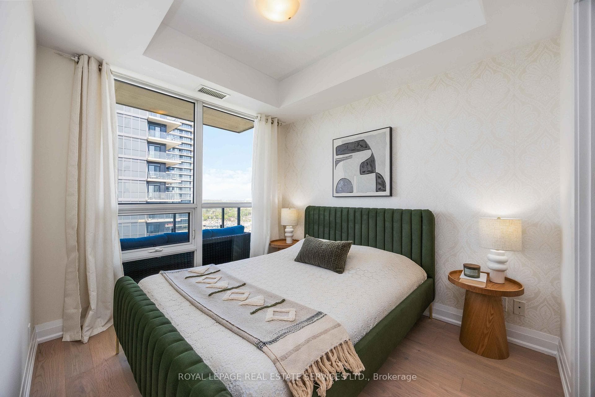 2212 Lake Shore Boulevard Unit 3807 - Condo photo 19 of 44 in Liberty Village / Parkdale / South Parkdale, Ontario