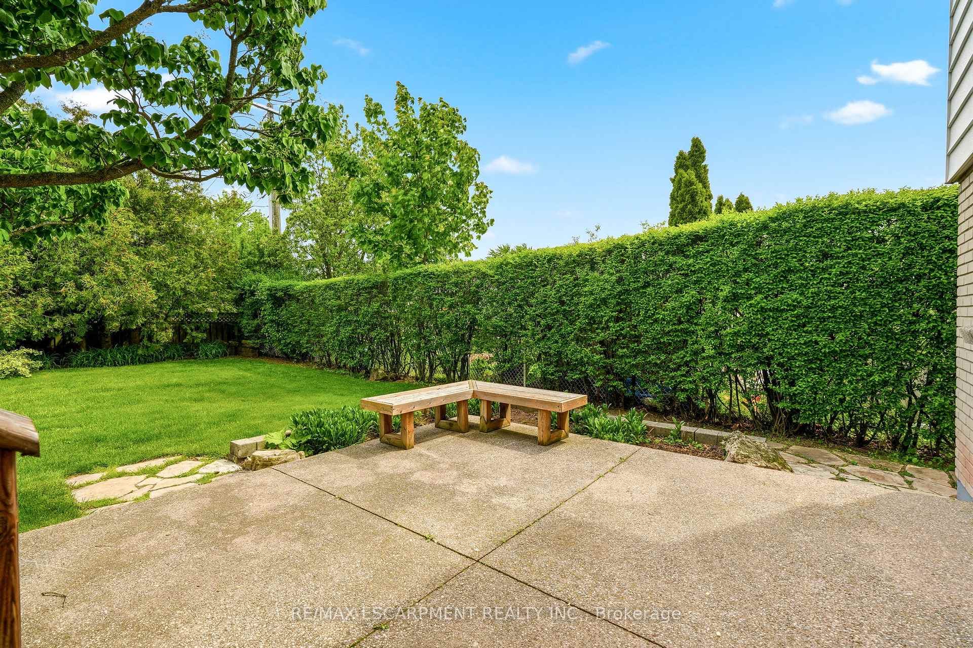 731 Mullin Way - Detached photo 40 of 50 in Burlington, Ontario