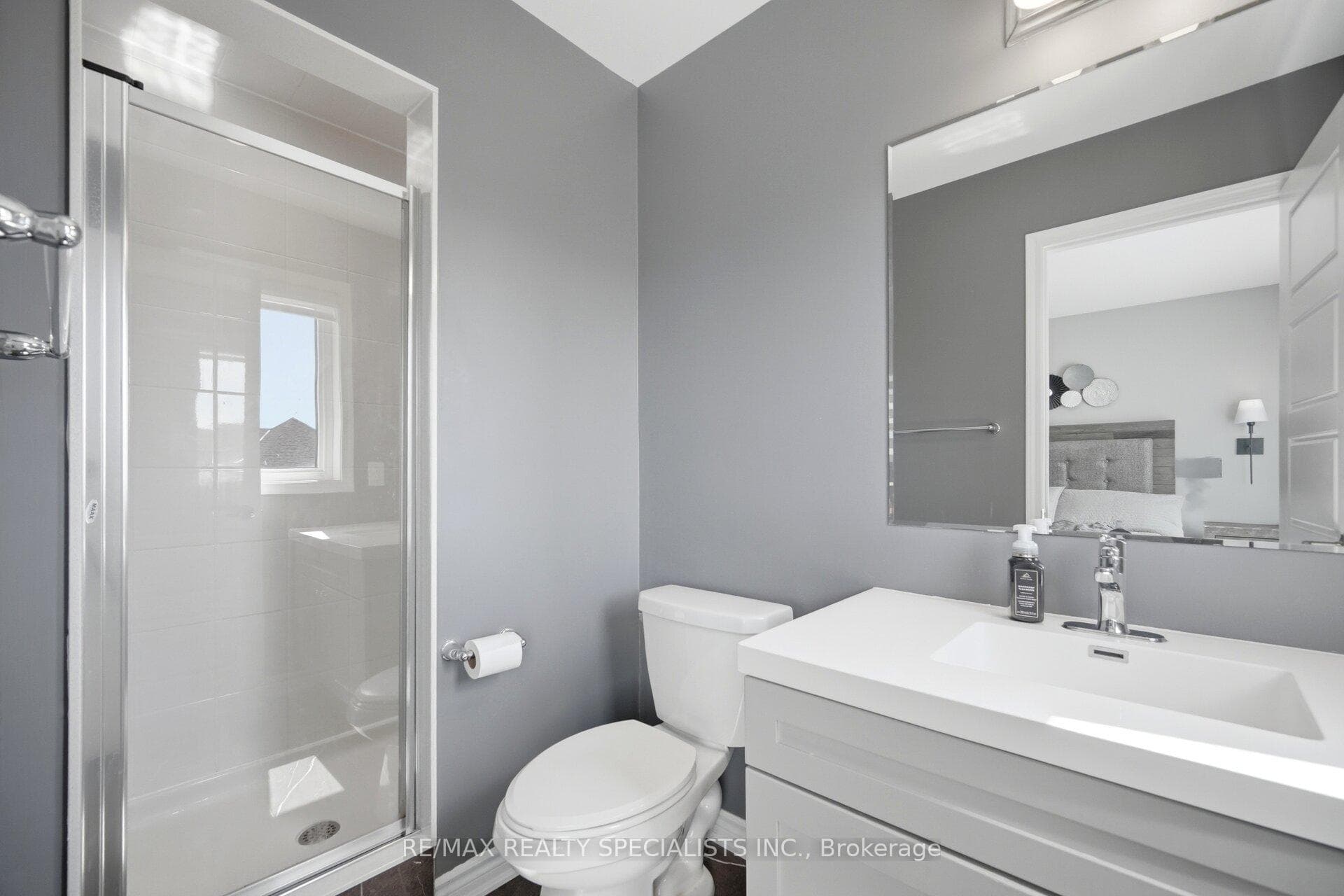 510 Bellflower Court - Townhouse photo 23 of 41 in Milton, Ontario