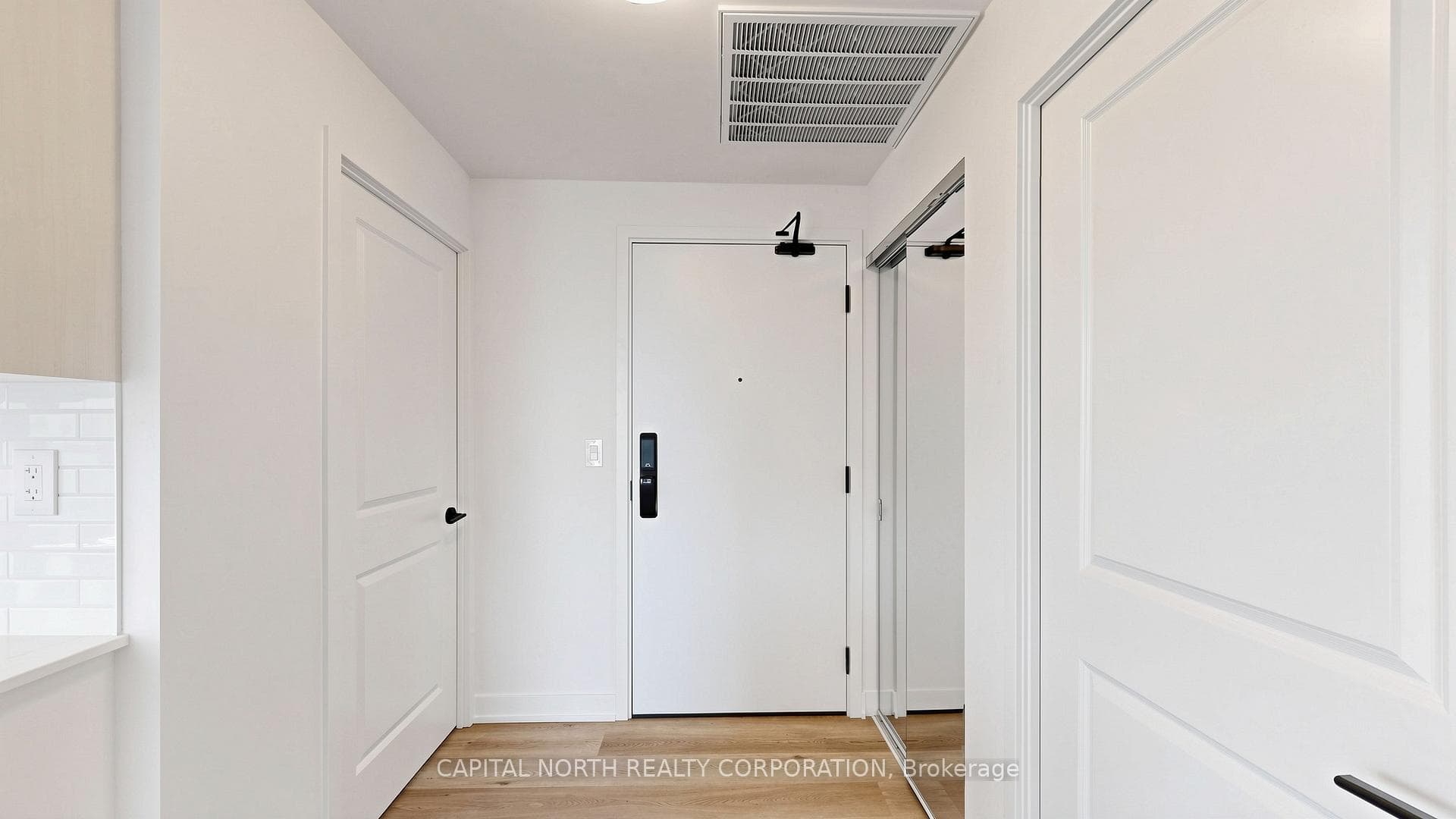 2075 Lakeshore Road Unit 708 - Condo photo 24 of 37 in Burlington, Ontario