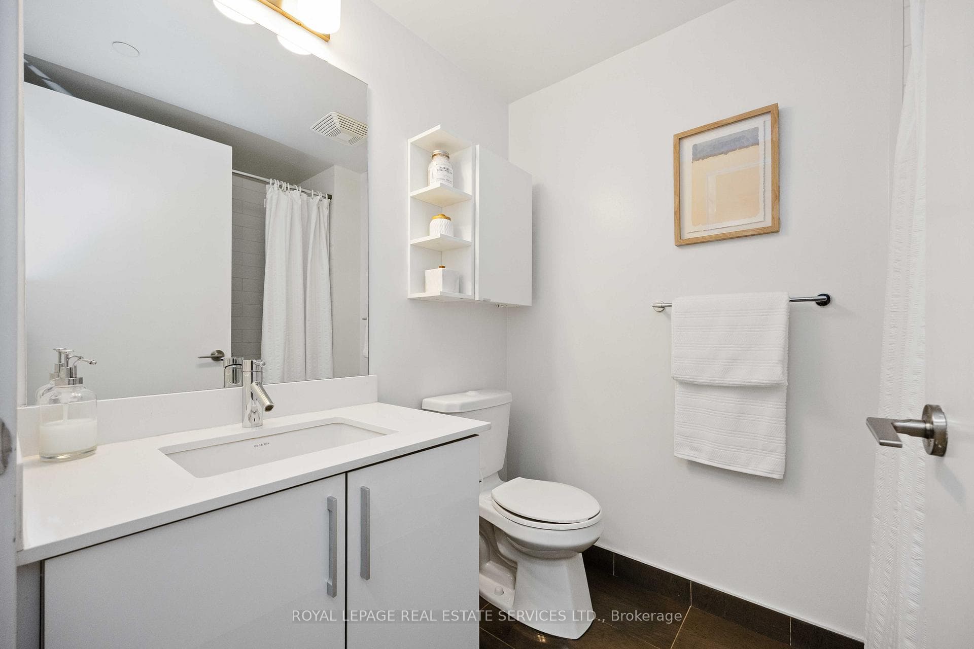 2212 Lake Shore Boulevard Unit 3807 - Condo photo 22 of 44 in Liberty Village / Parkdale / South Parkdale, Ontario