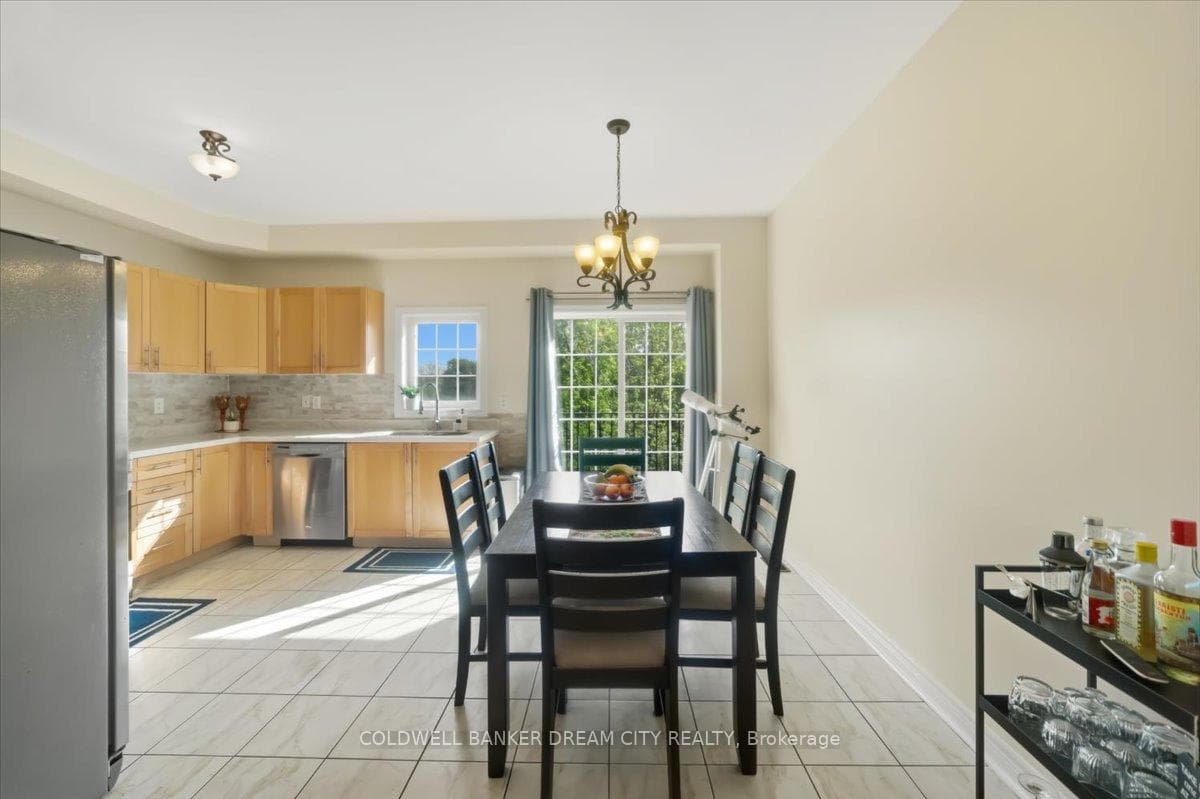 9738 Mclaughlin Road - Townhouse photo 15 of 45 in Brampton, Ontario