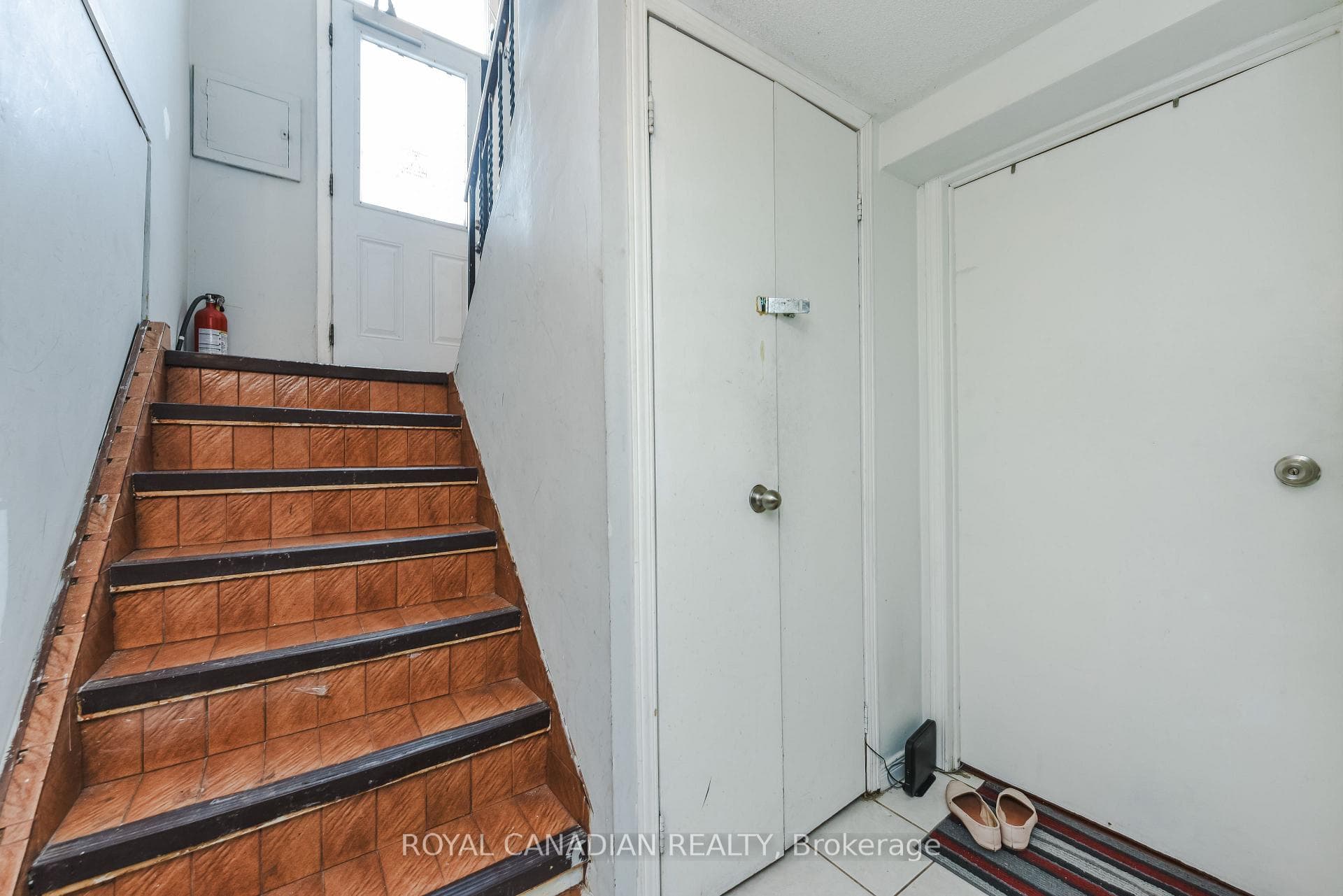 7566 Lockington Crescent - Detached photo 30 of 48 in Mississauga, Ontario
