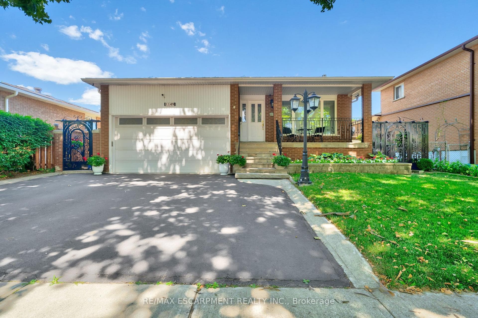 1149 Dowland Crescent - Detached photo 1 of 50 in Burlington, Ontario