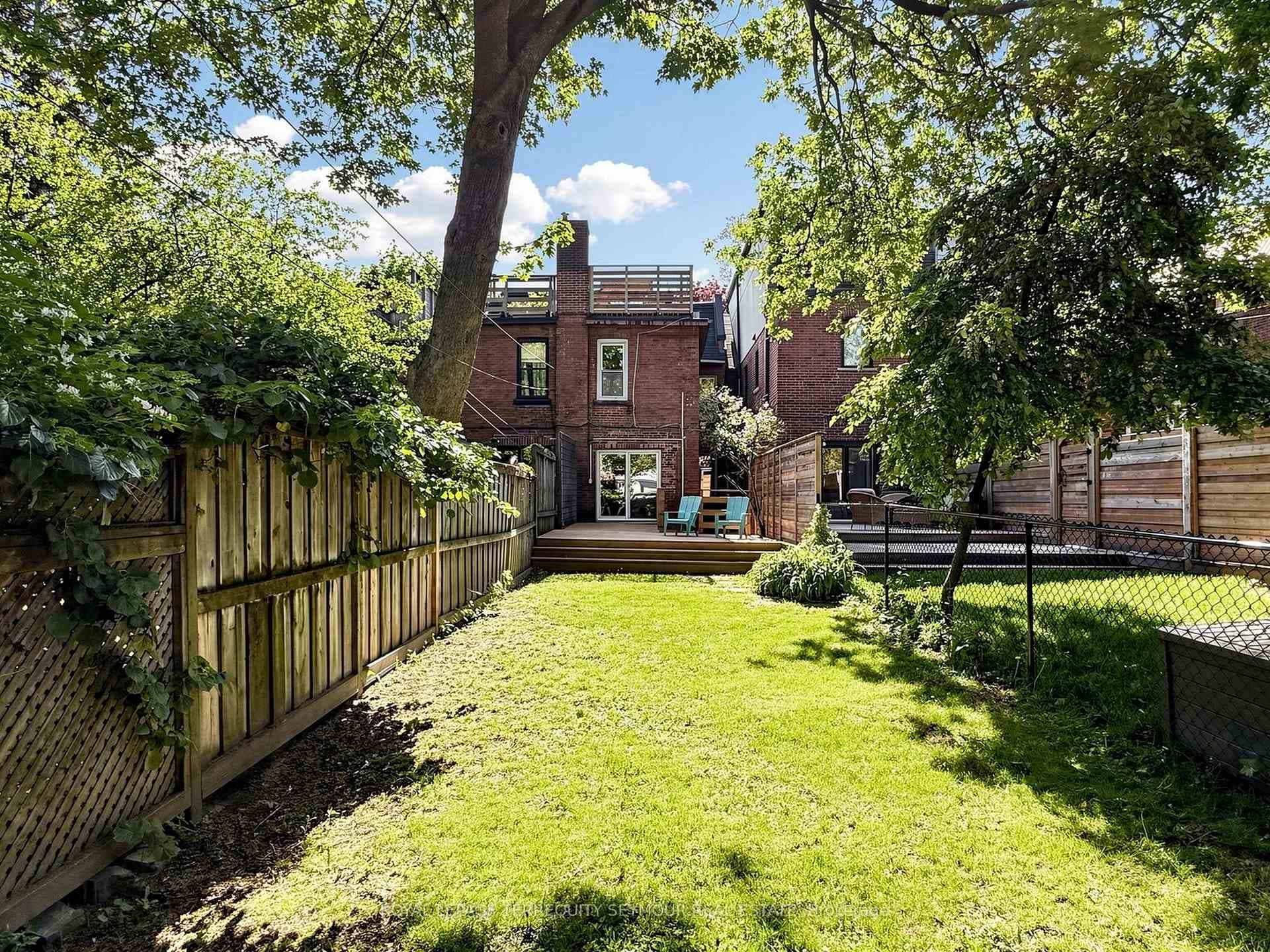 225 Howland Avenue - Townhouse photo 44 of 48 in Annex / Yorkville / Summerhill, Ontario
