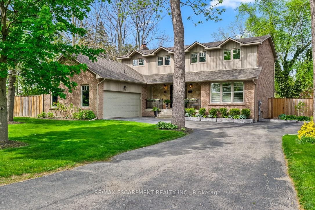 511 Chamberlain Lane - Detached photo 1 of 50 in Oakville, Ontario