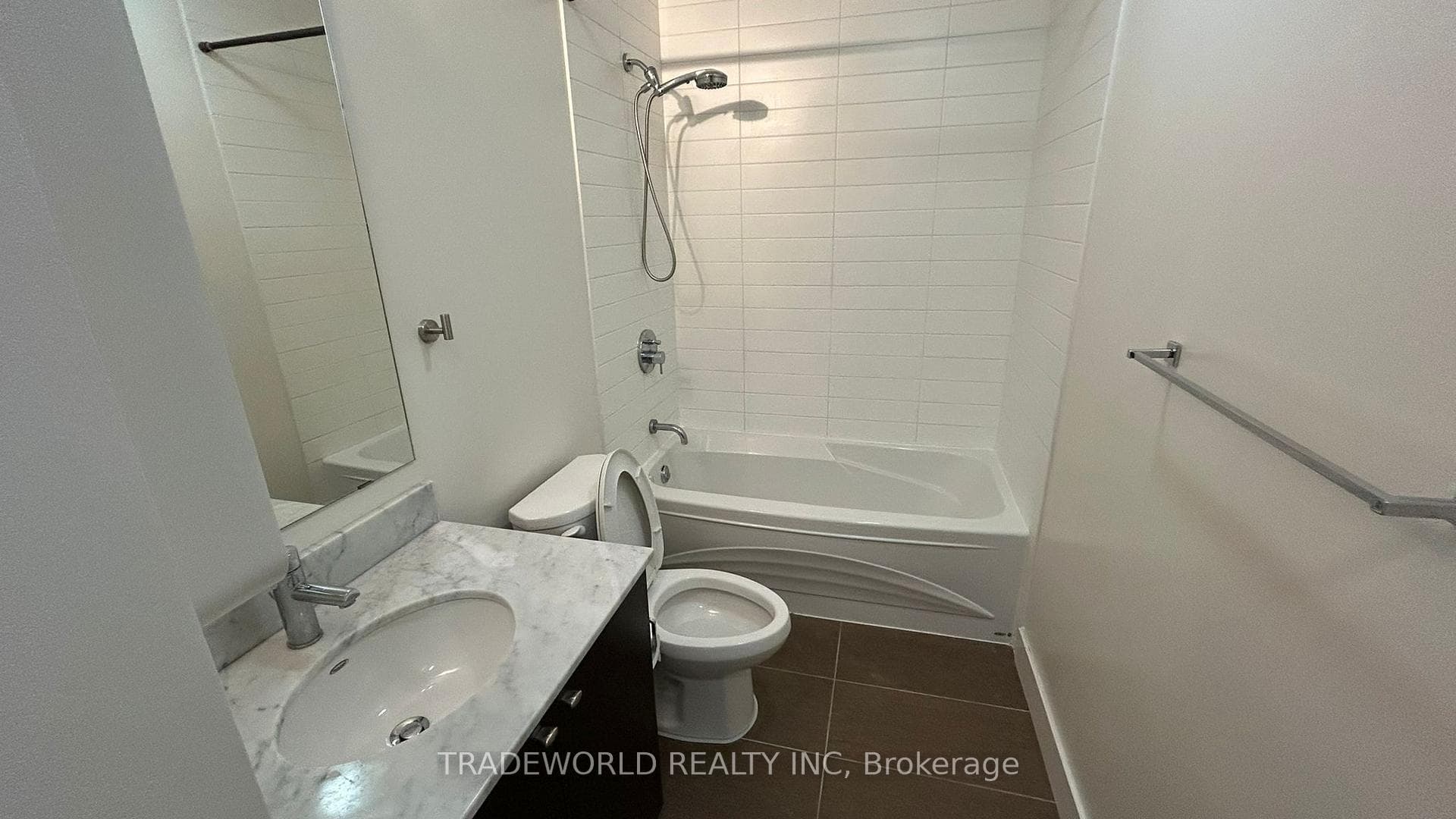 23 Sheppard Avenue Unit 301 - Condo photo 14 of 27 in Willowdale / Newtonbrook, Ontario