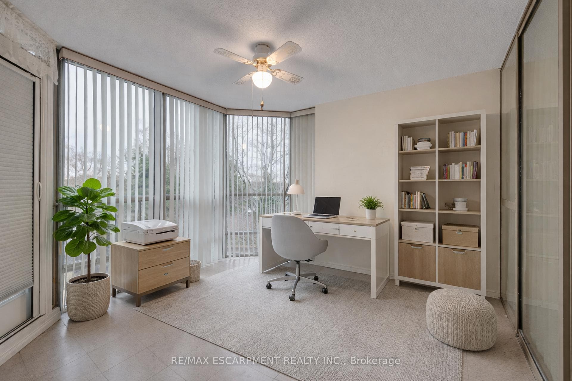 5070 Pinedale Avenue Unit 302 - Condo photo 13 of 36 in Burlington, Ontario