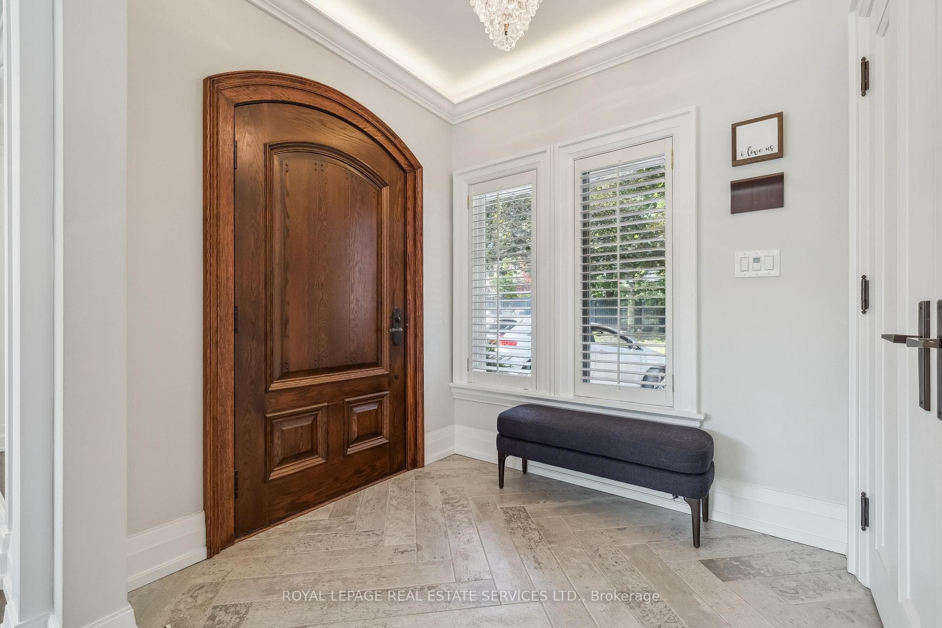 382 Trafalgar Road - Detached photo 7 of 50 in Oakville, Ontario