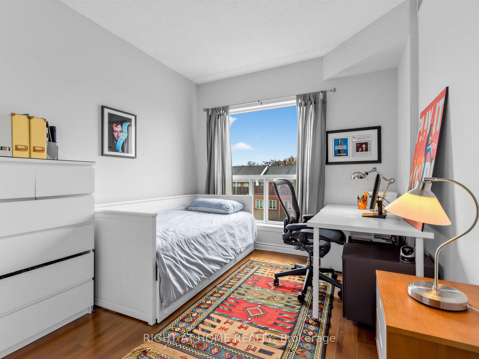 11 Christie Street Unit 406 - Condo photo 24 of 32 in Annex / Yorkville / Summerhill, Ontario