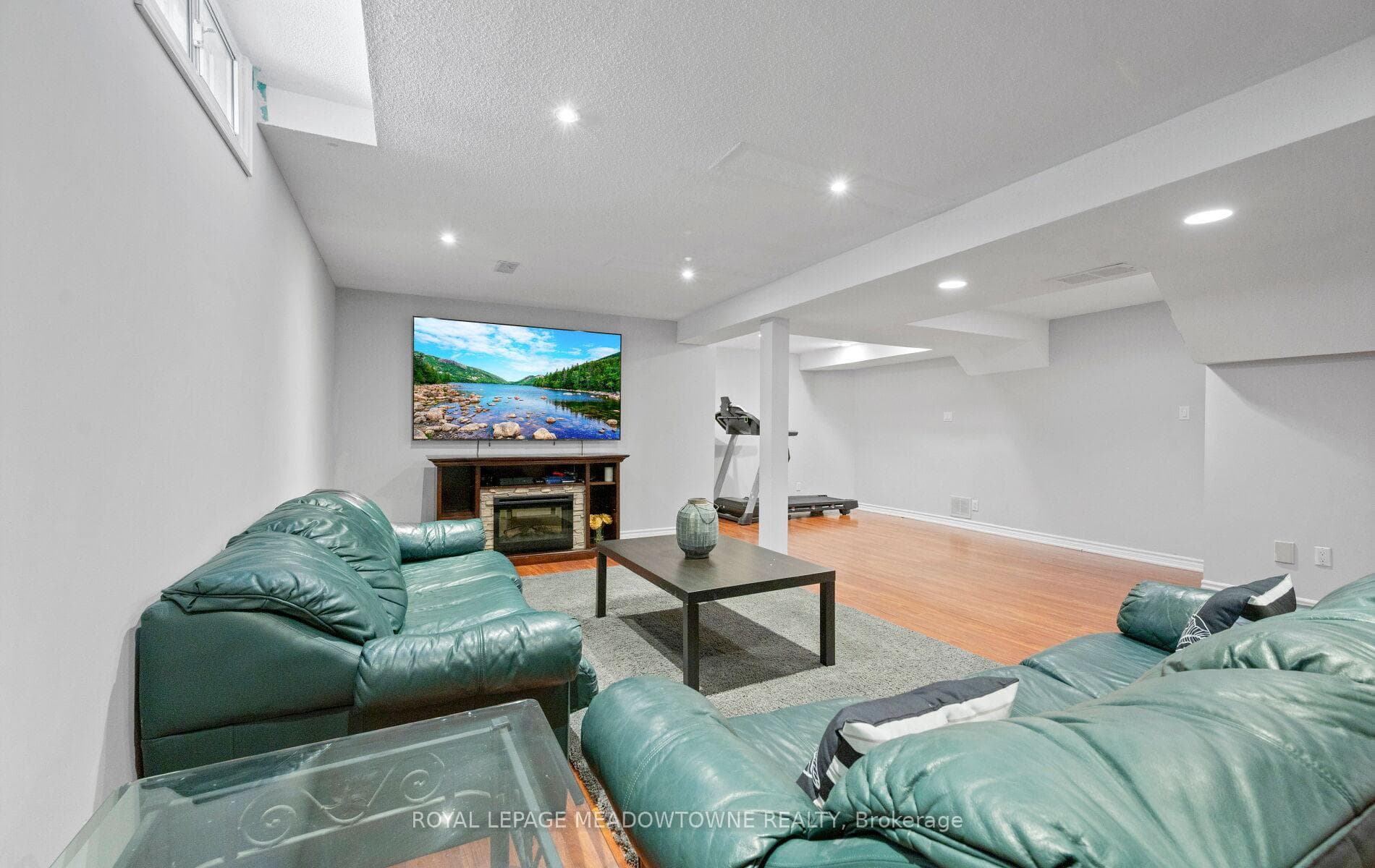 16 Cox Crescent - Detached photo 34 of 41 in Brampton, Ontario
