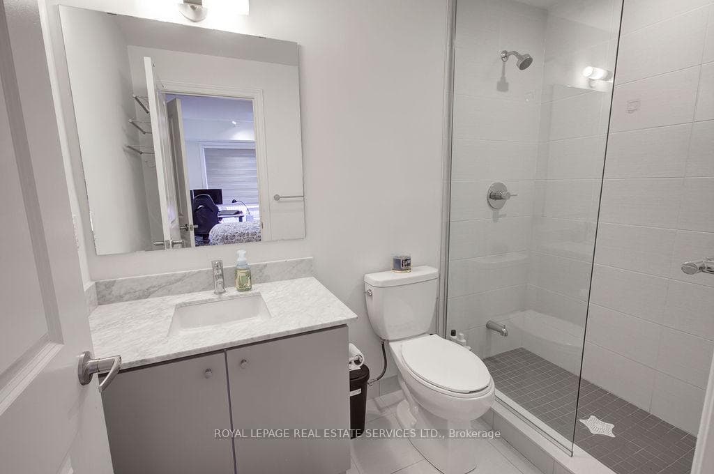 349 Wheat Boom Drive Unit 123 - Condo photo 12 of 20 in Oakville, Ontario