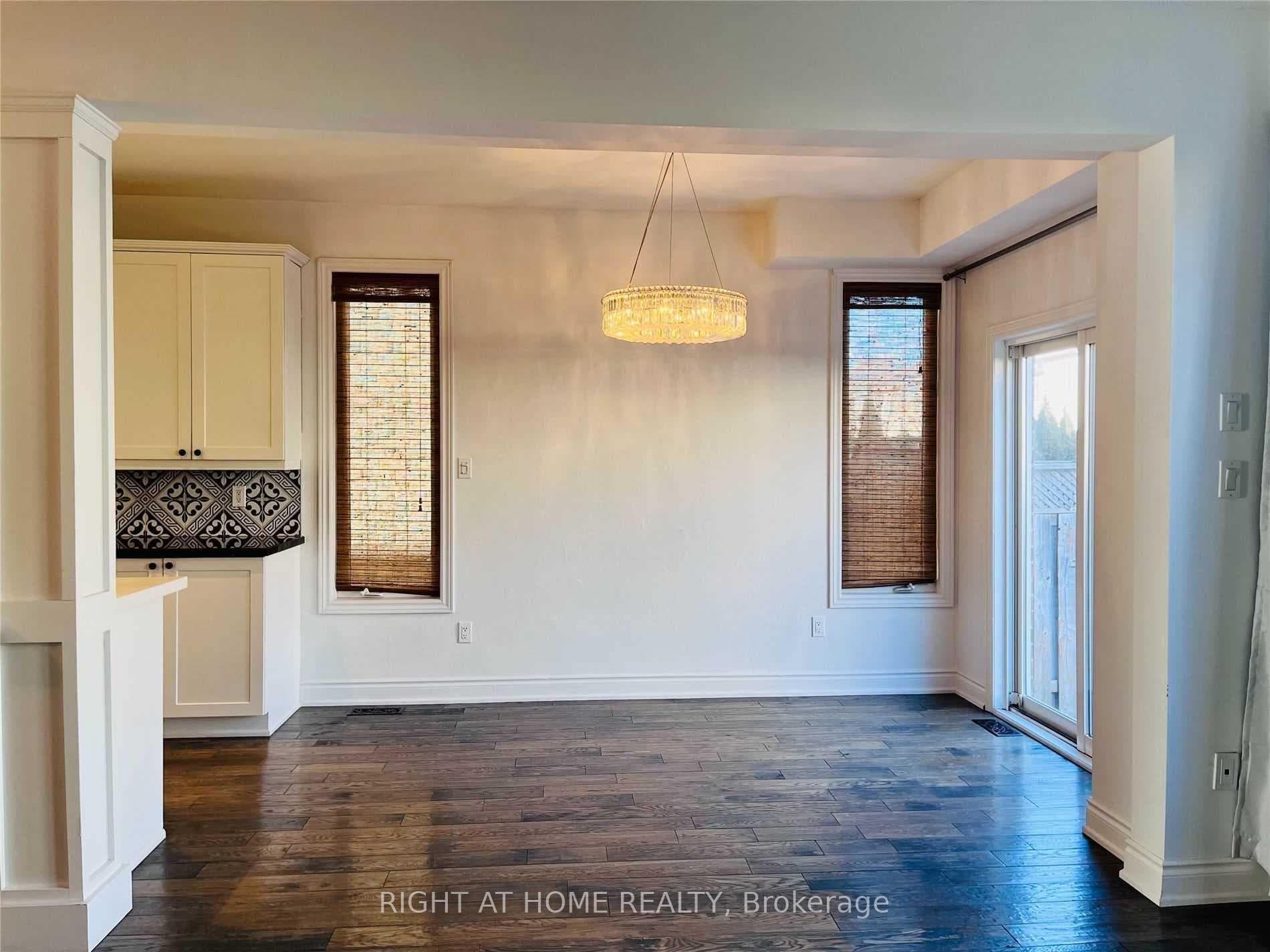2471 Felhaber Crescent - Semi-Detached photo 9 of 23 in Oakville, Ontario
