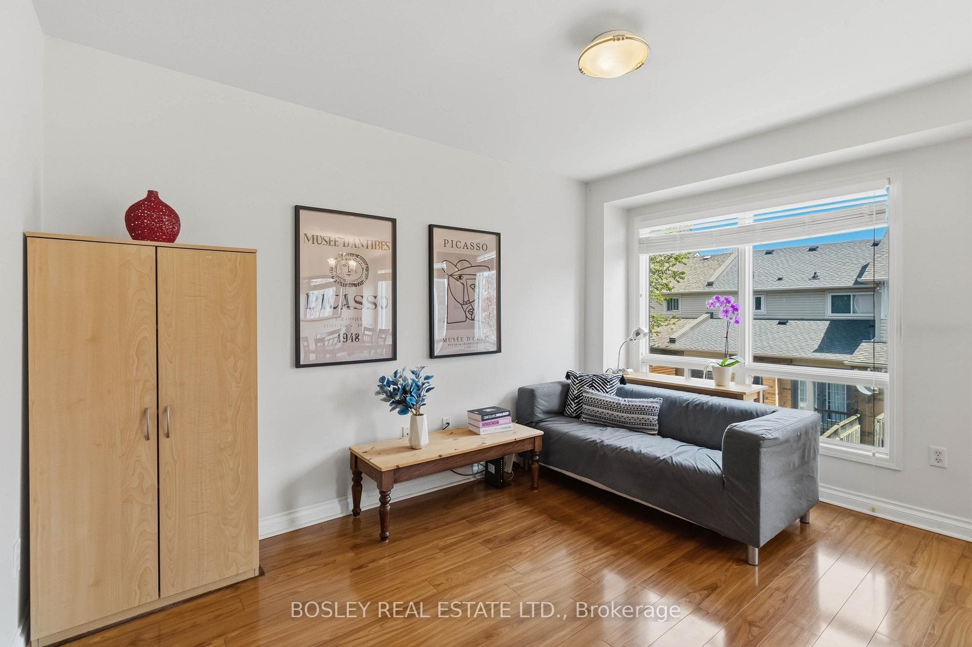 2223 Prescott Place - Townhouse photo 6 of 18 in Burlington, Ontario