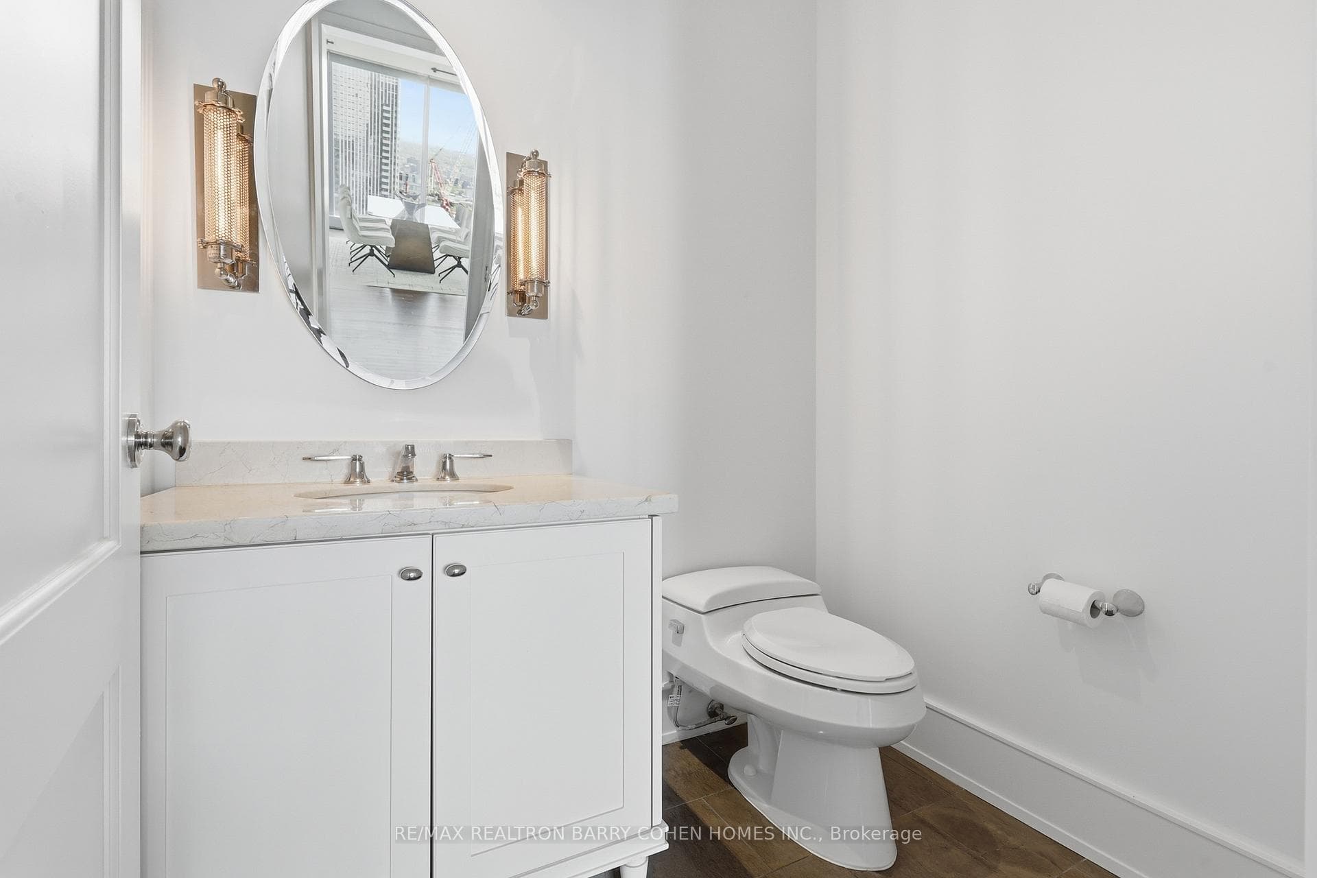 183 Wellington Street Unit 4502 - Condo photo 20 of 34 in Downtown Toronto / Waterfront, Ontario