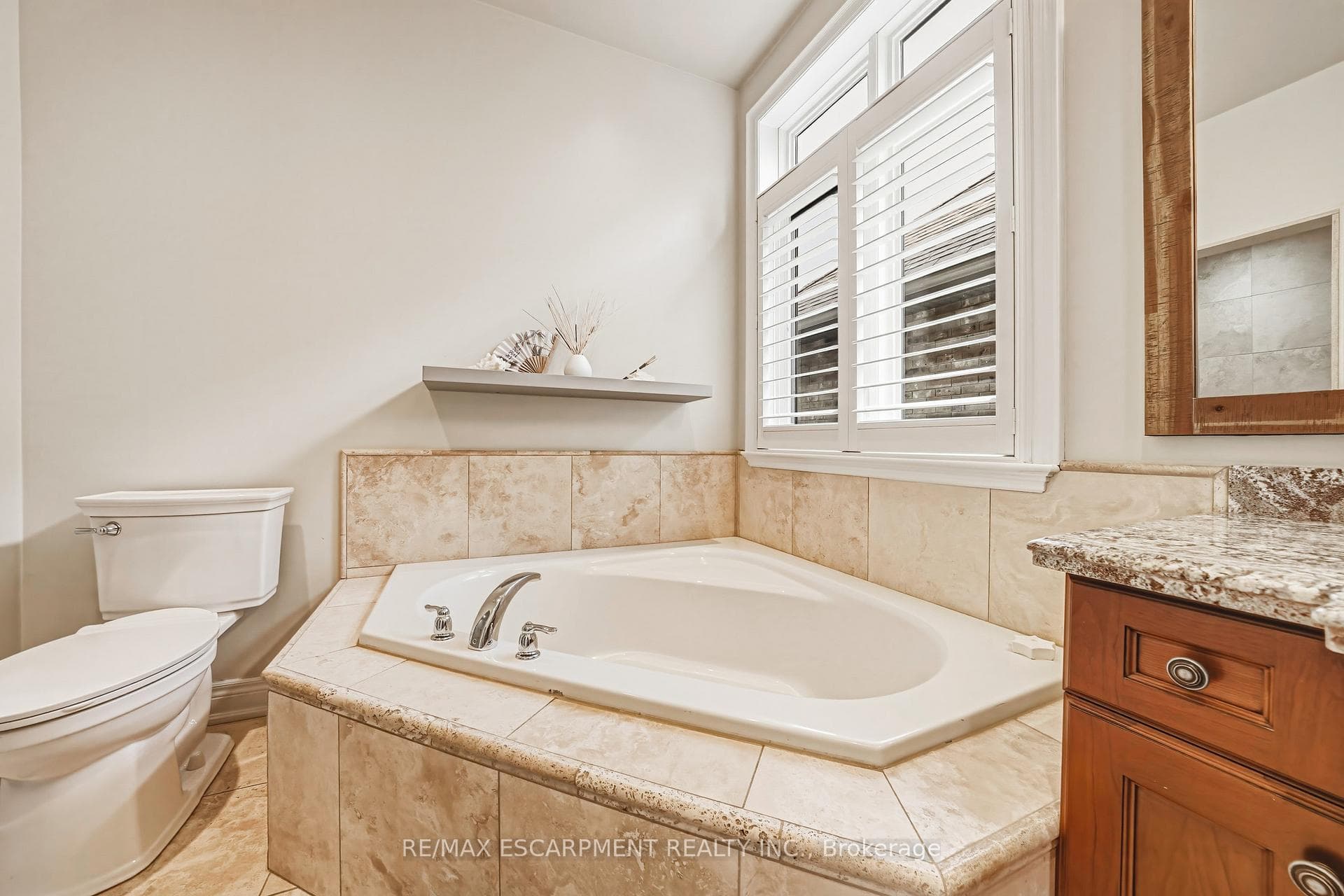 976 Shadeland Avenue Unit 3 - Detached photo 24 of 46 in Burlington, Ontario