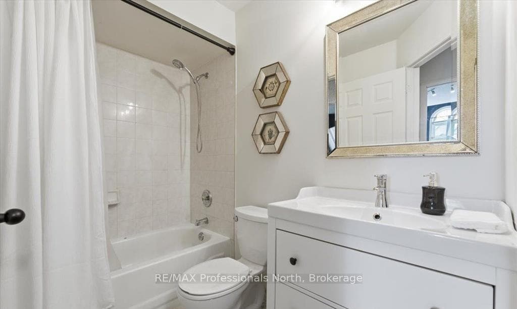 98 Roxton Road - Semi-Detached photo 19 of 28 in Oakville, Ontario